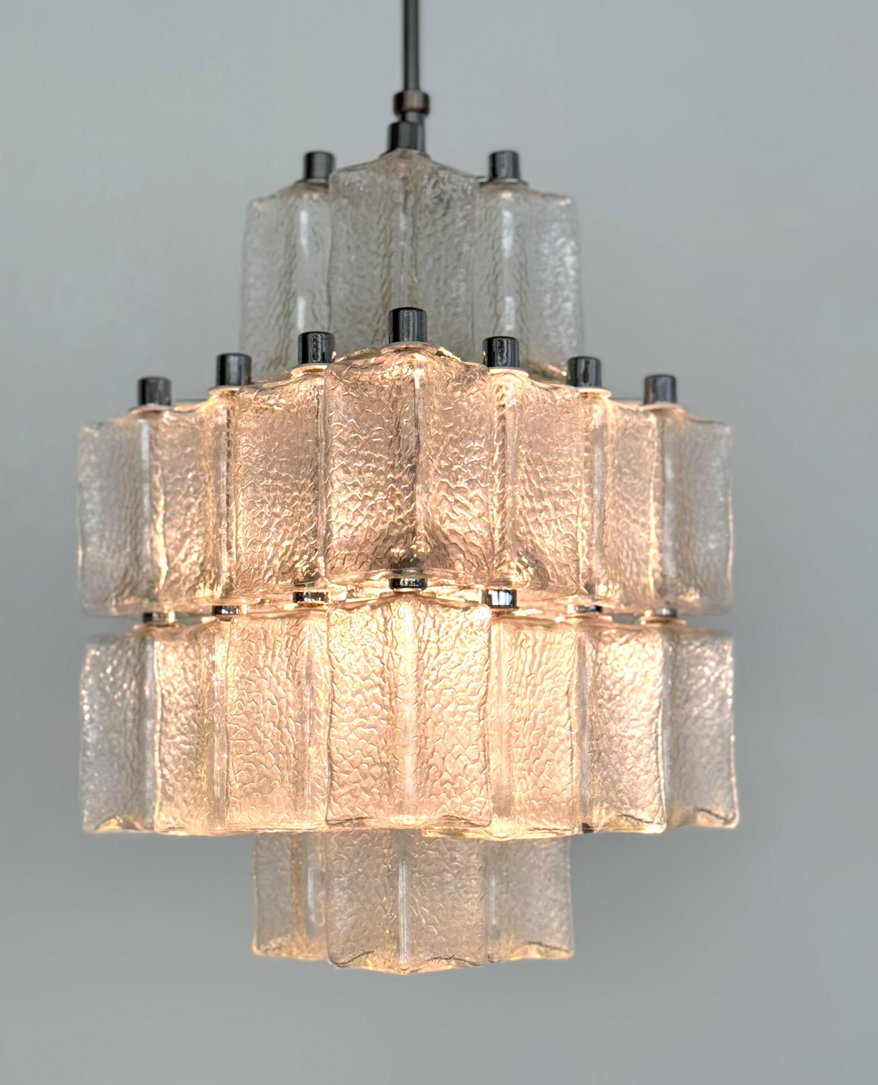 Lampadario di metà secolo in cromo e vetro testurizzato di Swiss BAG TURGI, anni '60 in vendita 8