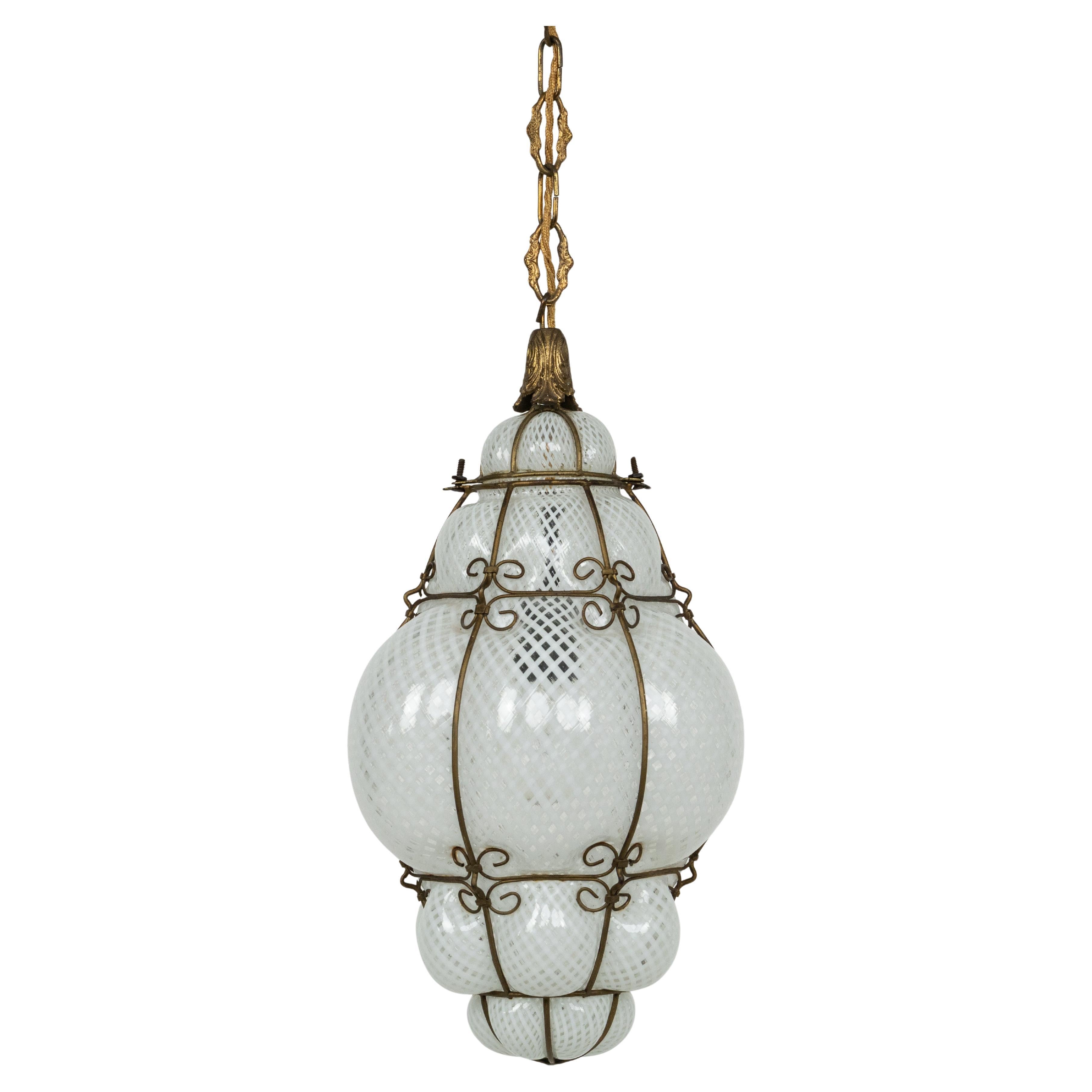 Lámpara de araña de mediados de siglo Lámpara de cristal "Reticello" Estilo Venini Italia Años 50