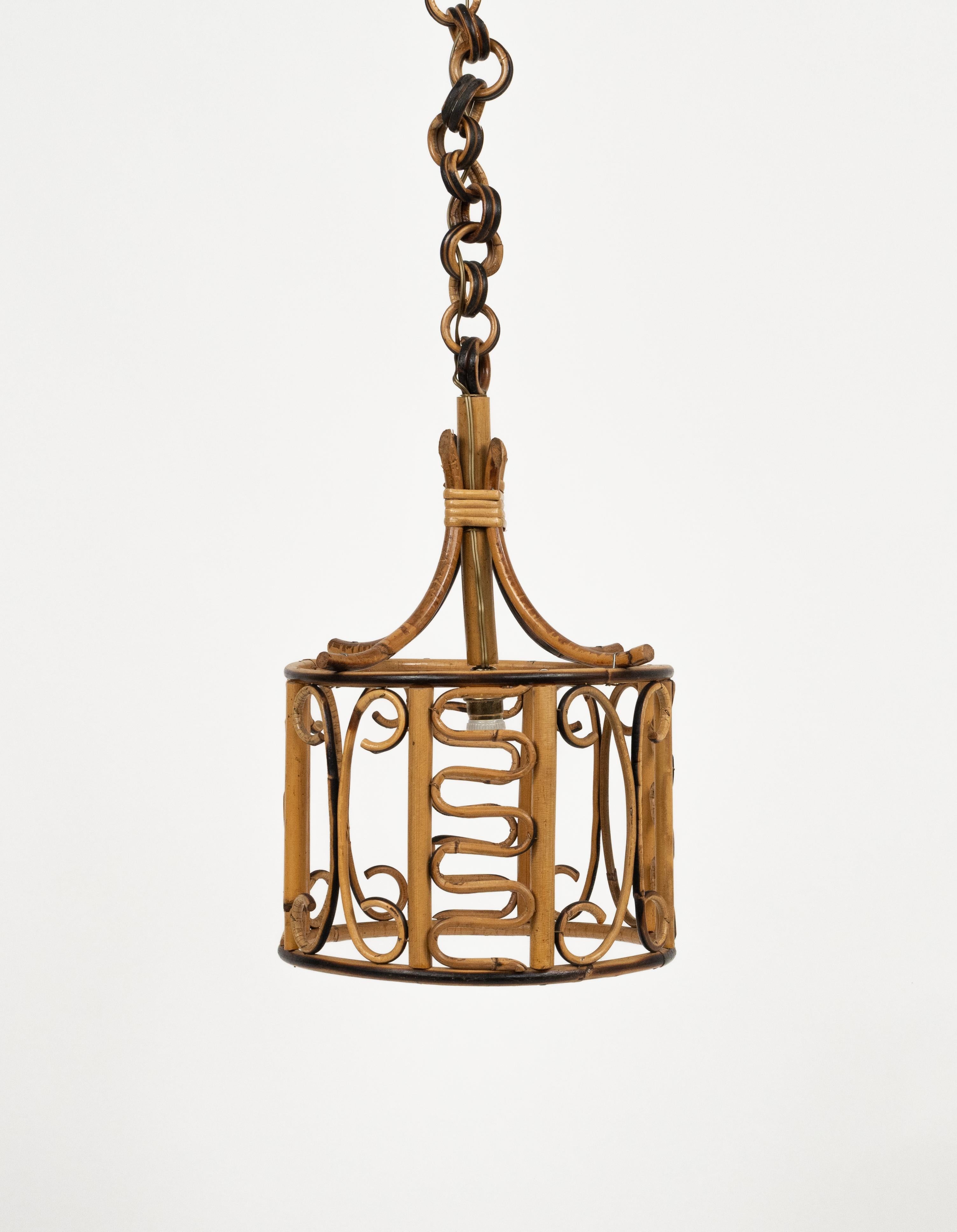 Mid-Century-Kronleuchter aus Rattan und Bambus im Franco Albini-Stil, Italien 1960er Jahre (Handgefertigt) im Angebot