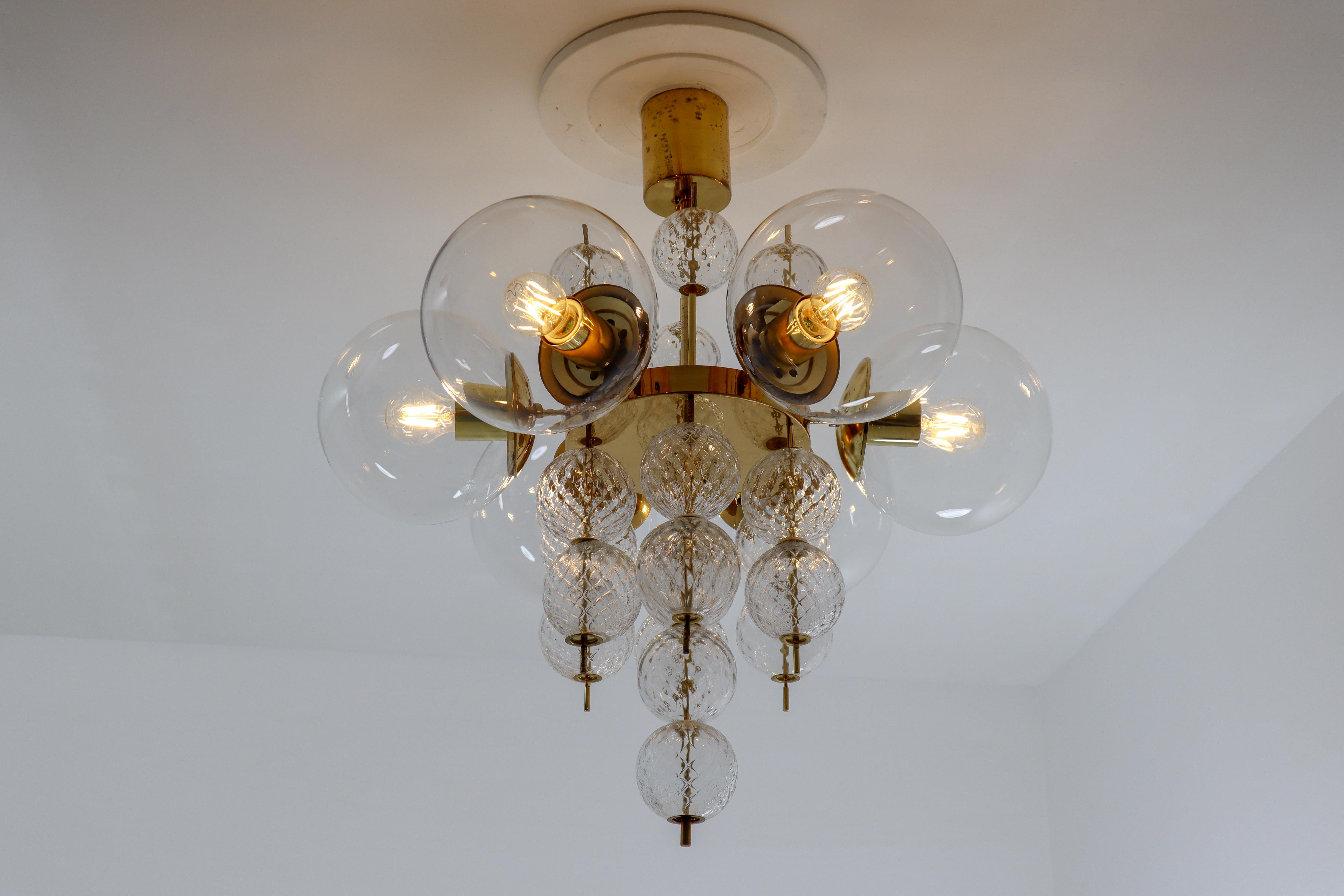 Midcentury Chandeliers with Brass Fixture and Hand-Blown Glass, Europe 1970s In Good Condition For Sale In Almelo, NL