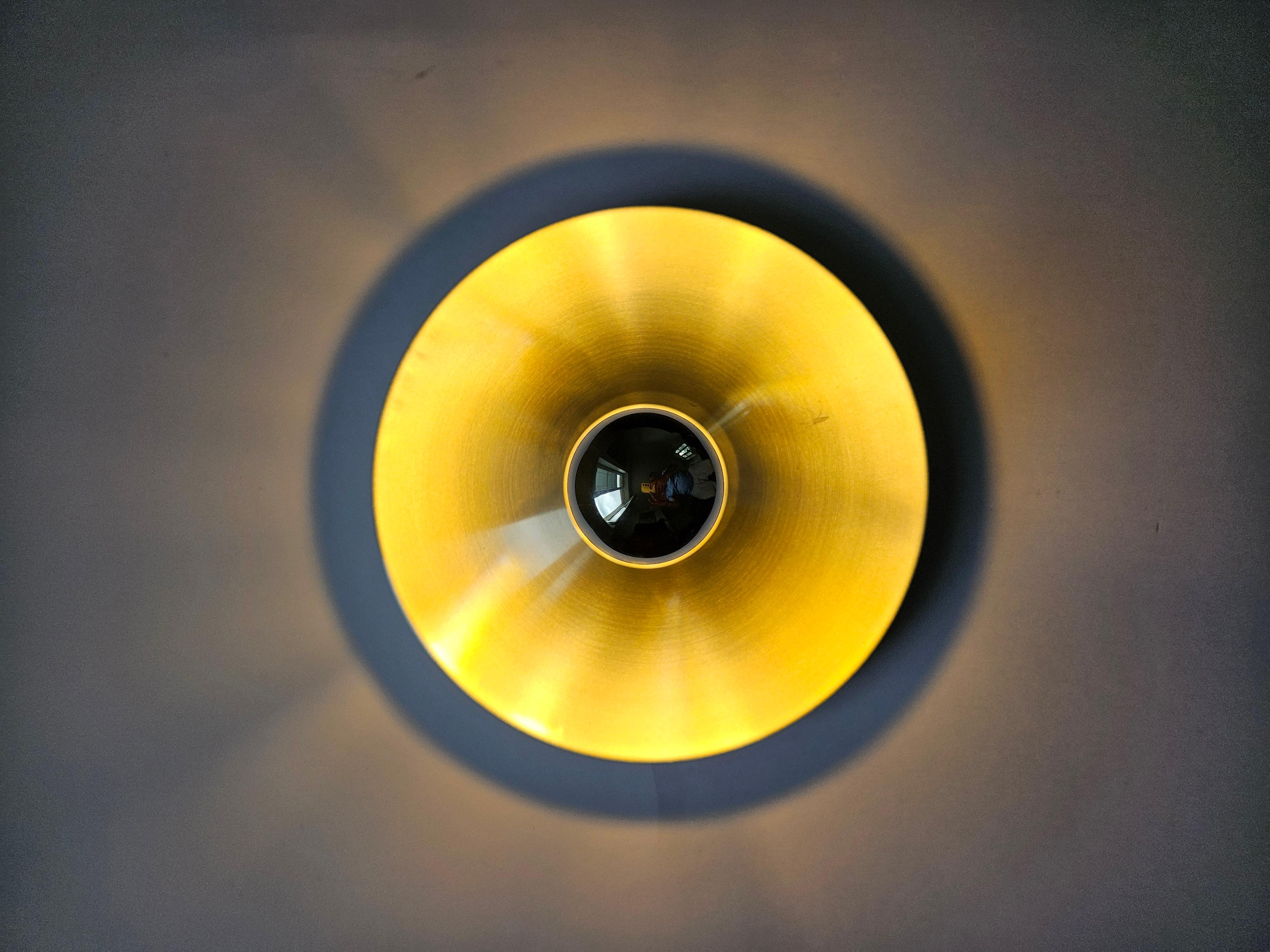 Mid-Century moderno Lampada da parete o da soffitto in alluminio di Charlotte Perriand, Germania, 1960 in vendita