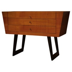 Cómoda y cajonera italianas de madera de cerezo de mediados de siglo, 1950
