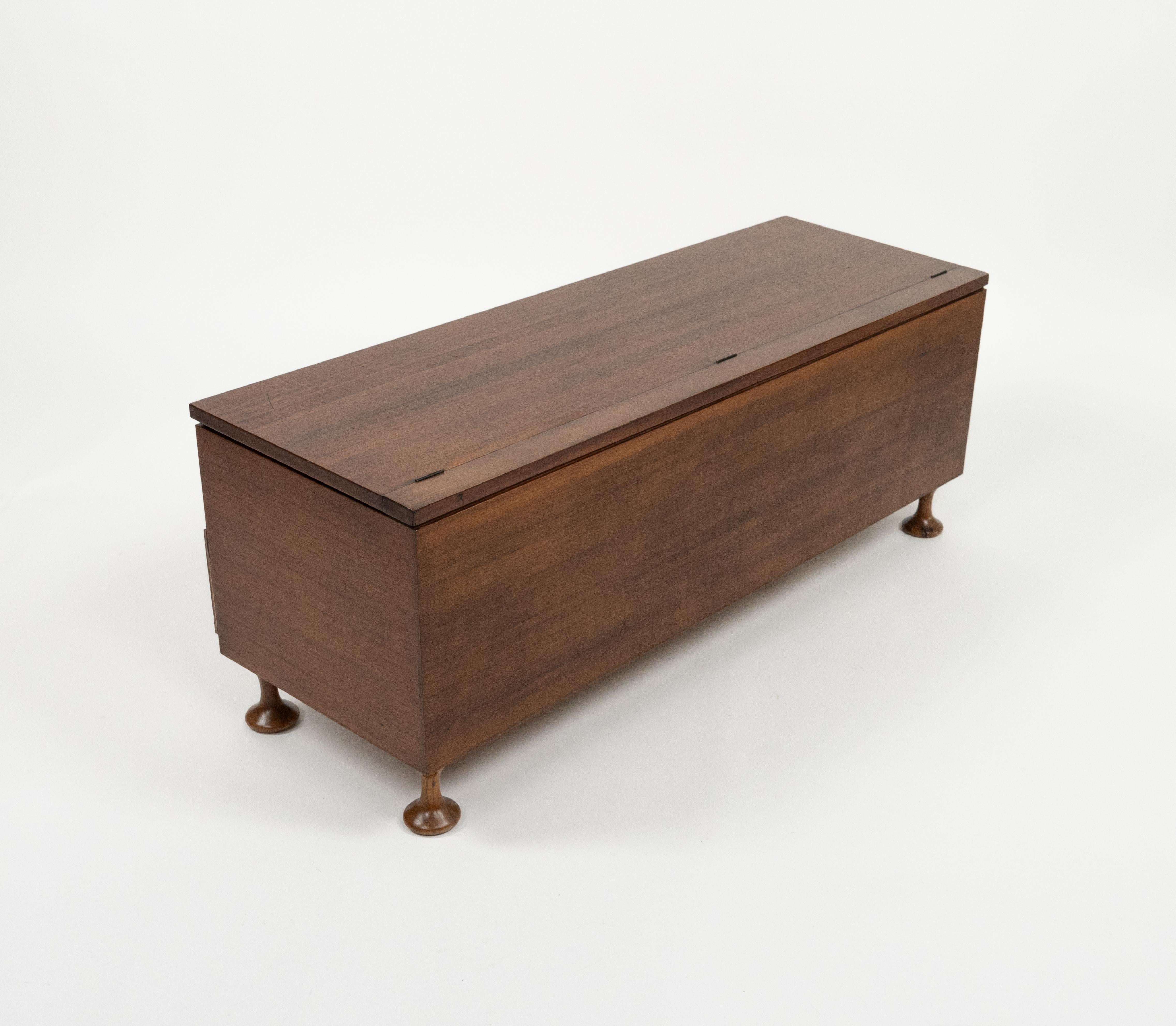 Midcentury Chest in Wood and Copper by Santambrogio & De Berti, Italy 1960s For Sale 7