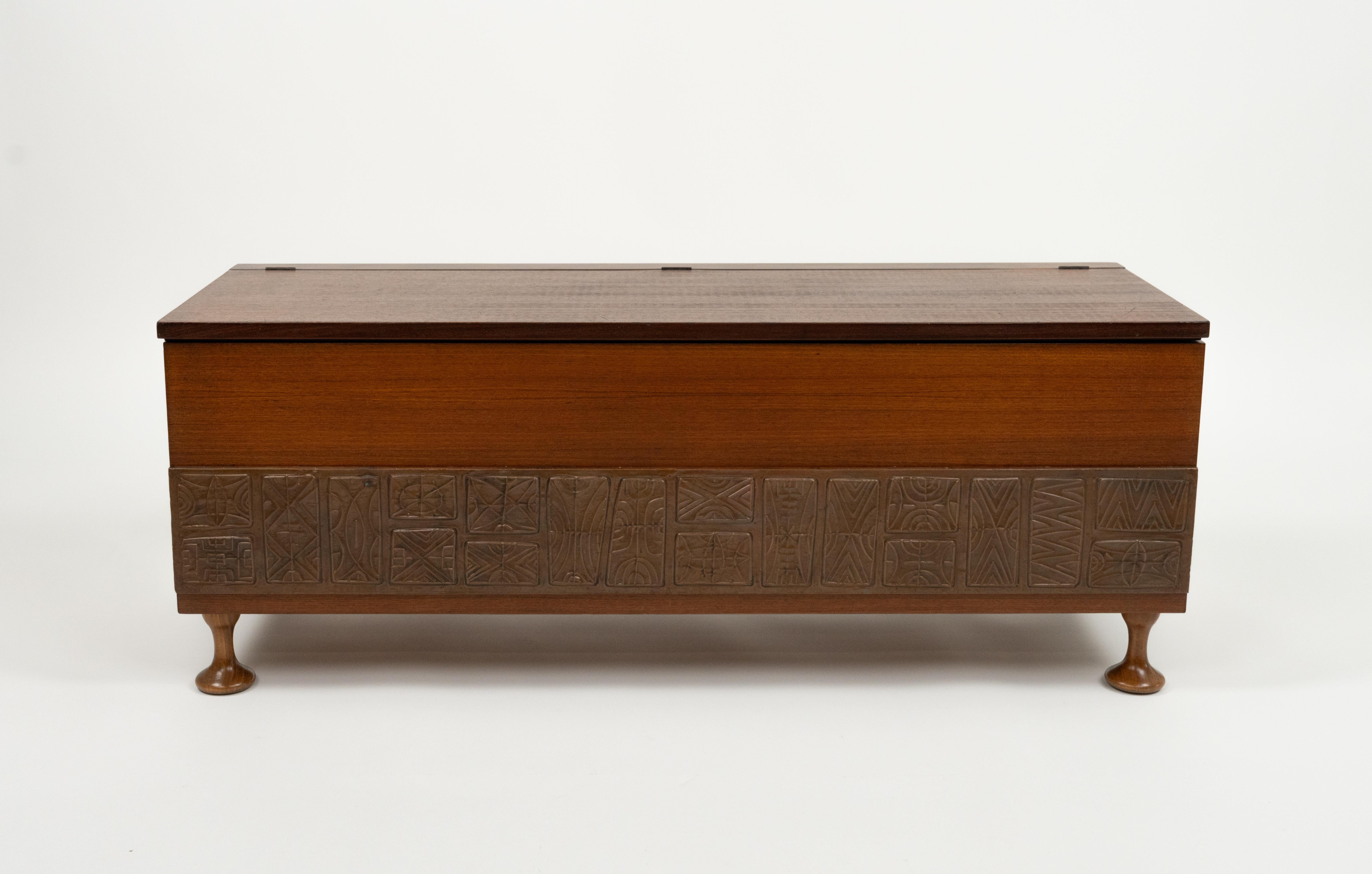 Mid-Century Modern Midcentury Chest in Wood and Copper by Santambrogio & De Berti, Italy 1960s For Sale