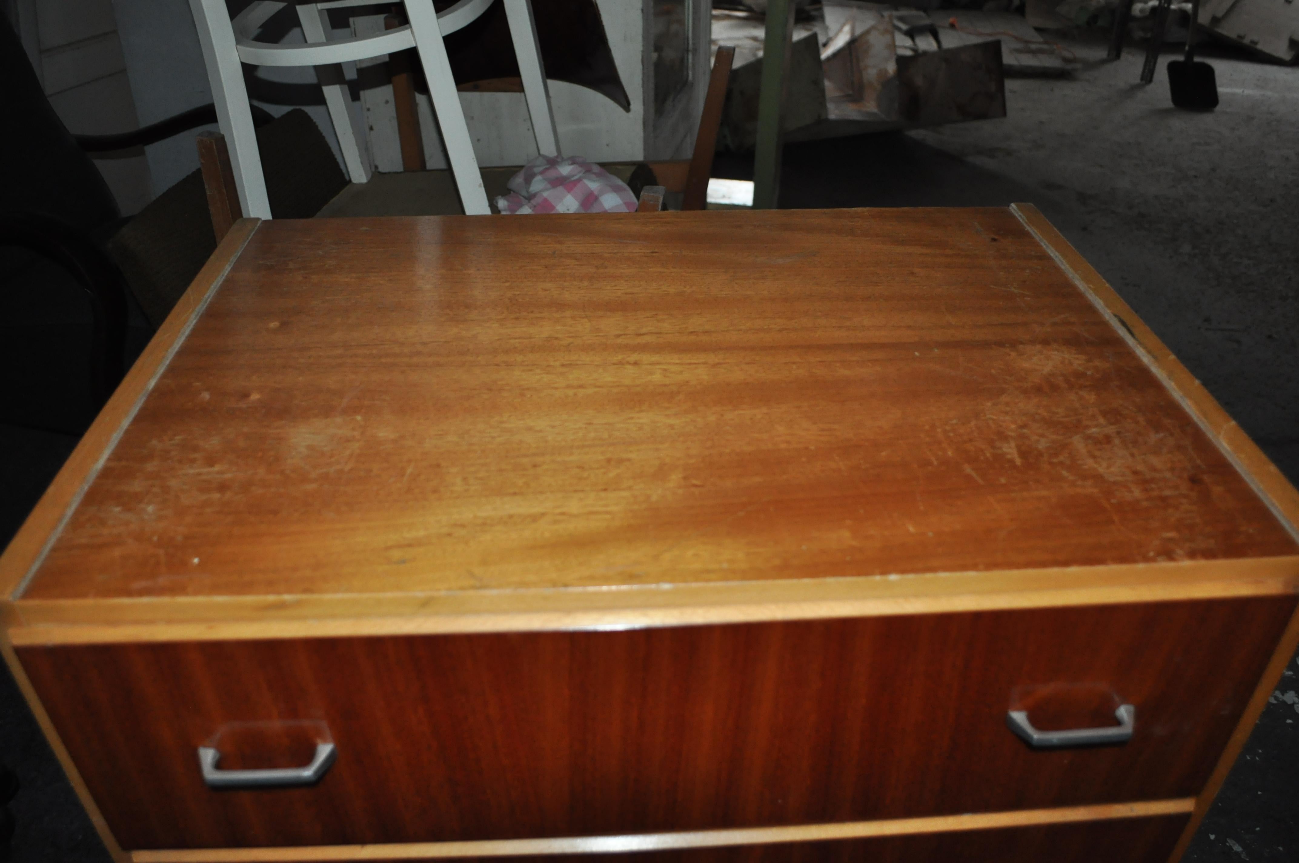 Midcentury Chest of Drawers, 1960s In Good Condition For Sale In Lábatlan, HU
