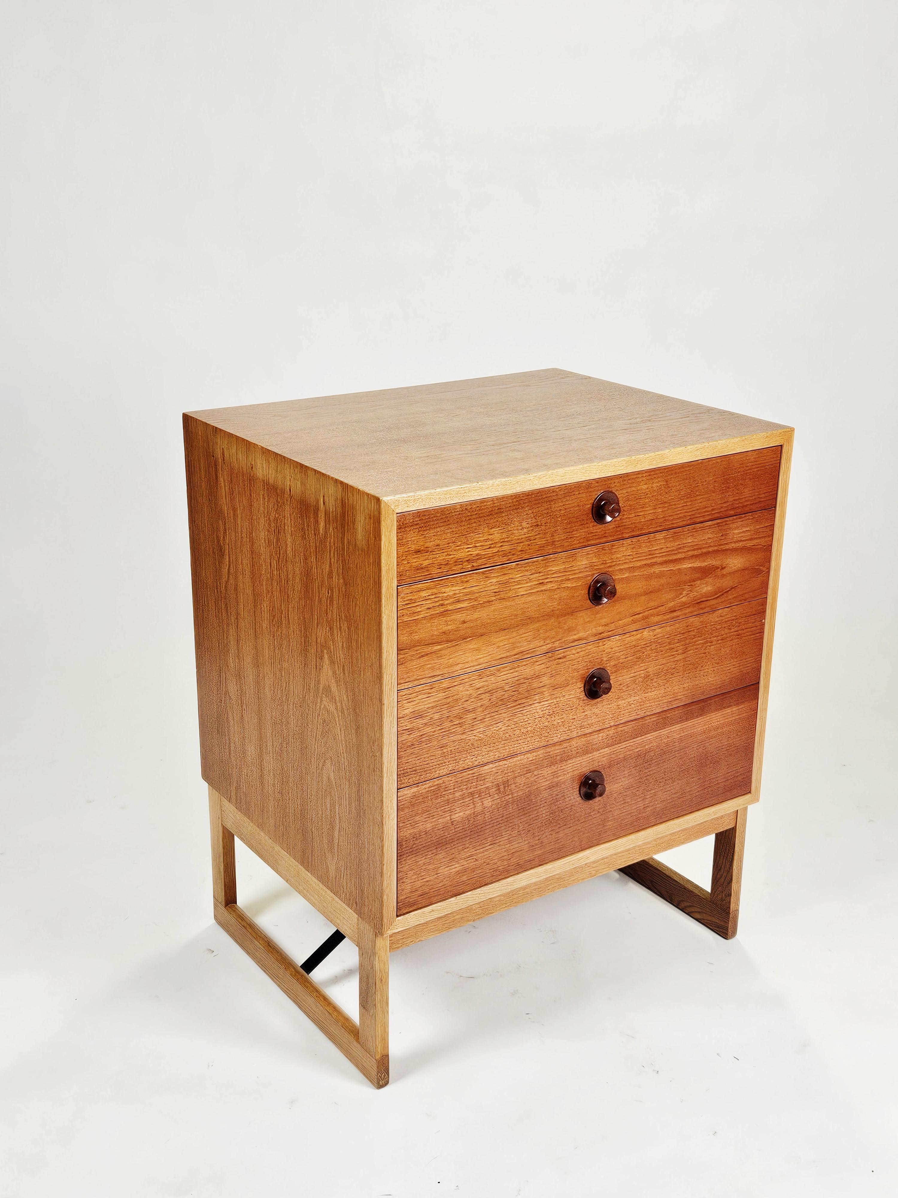 Scandinavian Modern Midcentury chest of drawers by Børge Mogensen, Sweden, 1960s For Sale