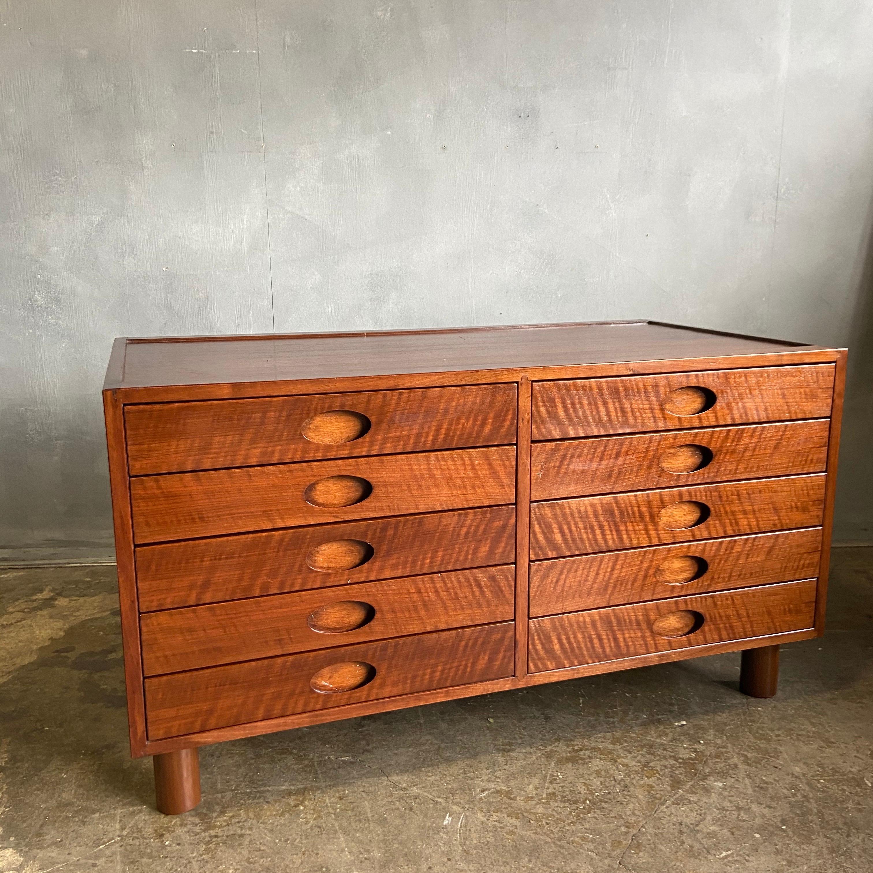 Mid-Century Modern Midcentury Chest of Drawers by Gianfranco Frattini