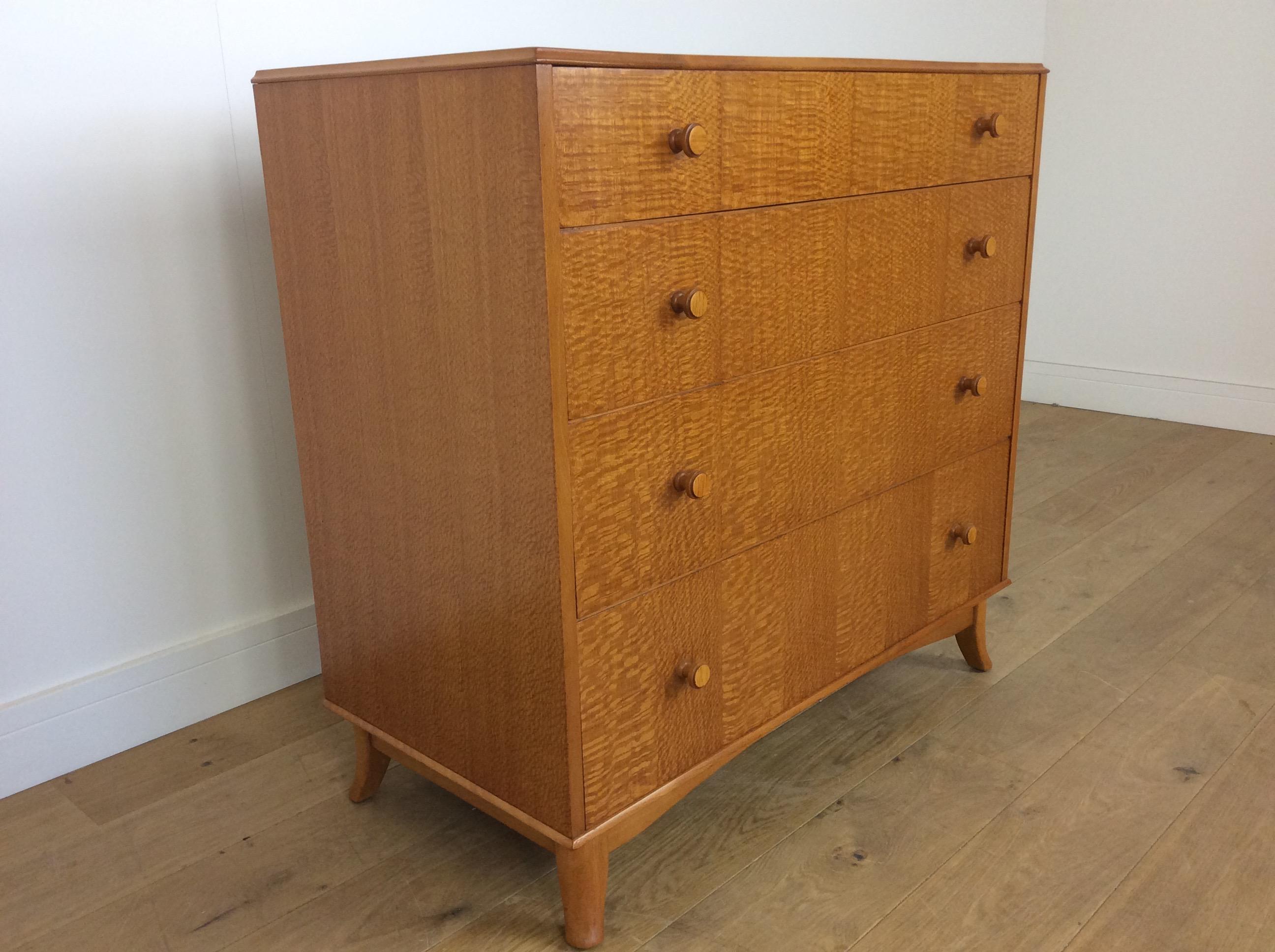 Midcentury Chest of Drawers In Excellent Condition In London, GB