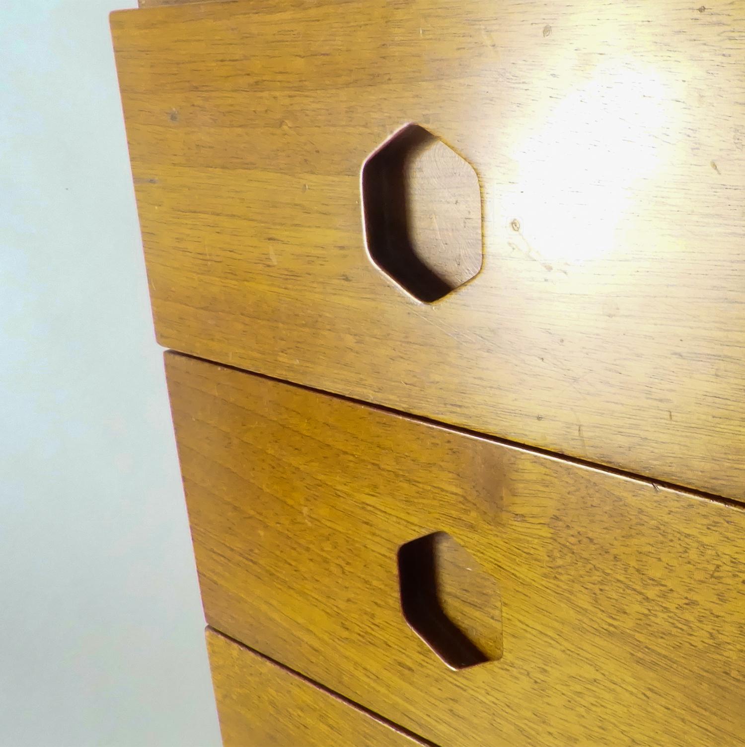 Midcentury chest of drawers. Spain 1970's 3