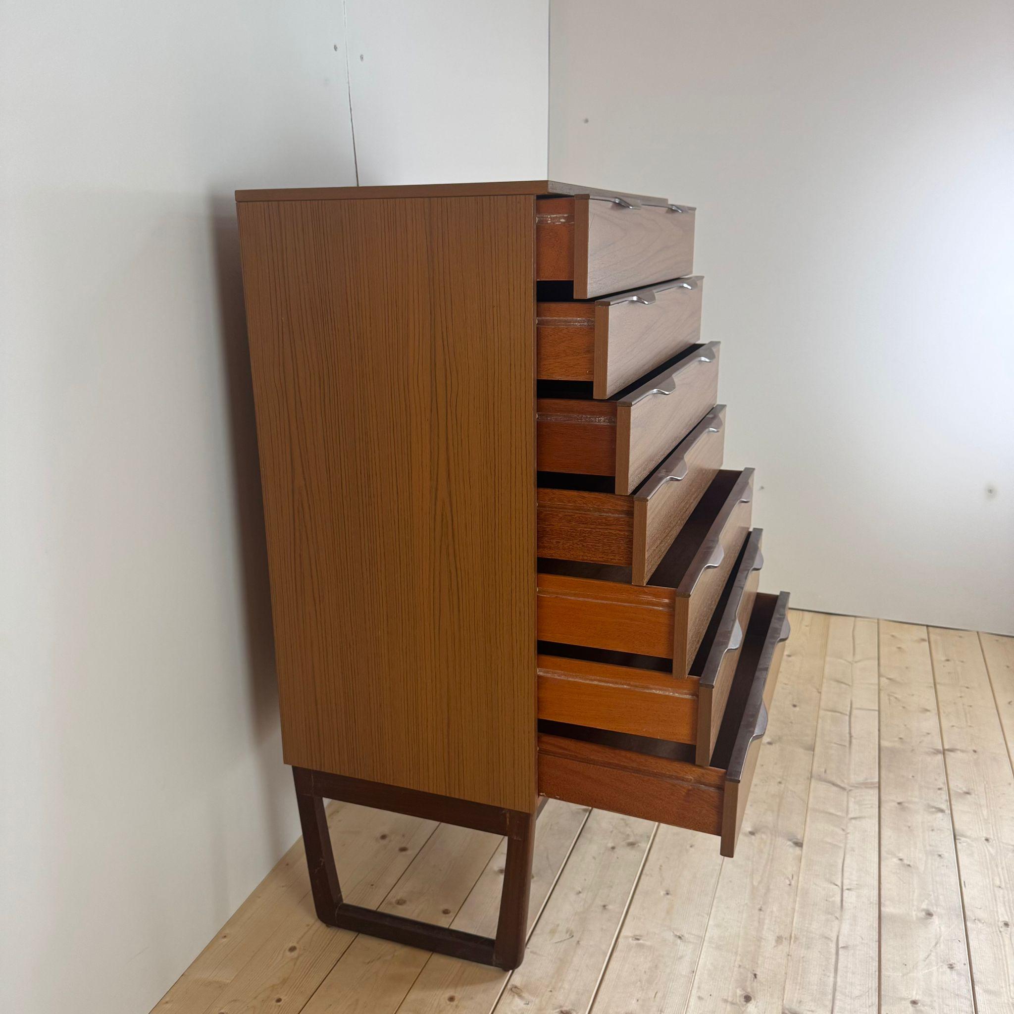 Mid-20th Century Midcentury chest of drawers, UK 1960s For Sale