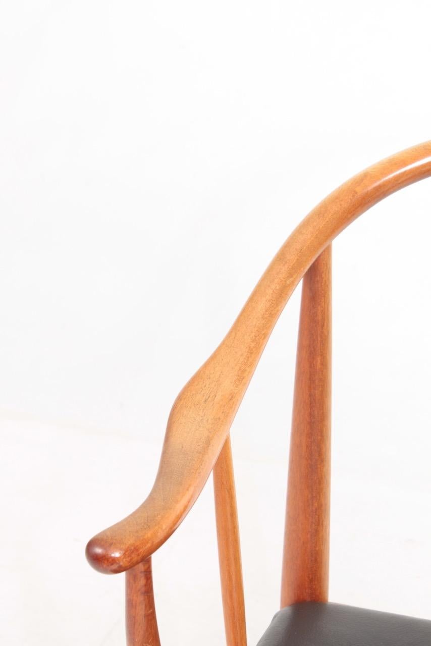 Mid-Century-Stuhl „China“ aus Mahagoni von Hans J. Wegner, 1960er Jahre (Dänisch) im Angebot