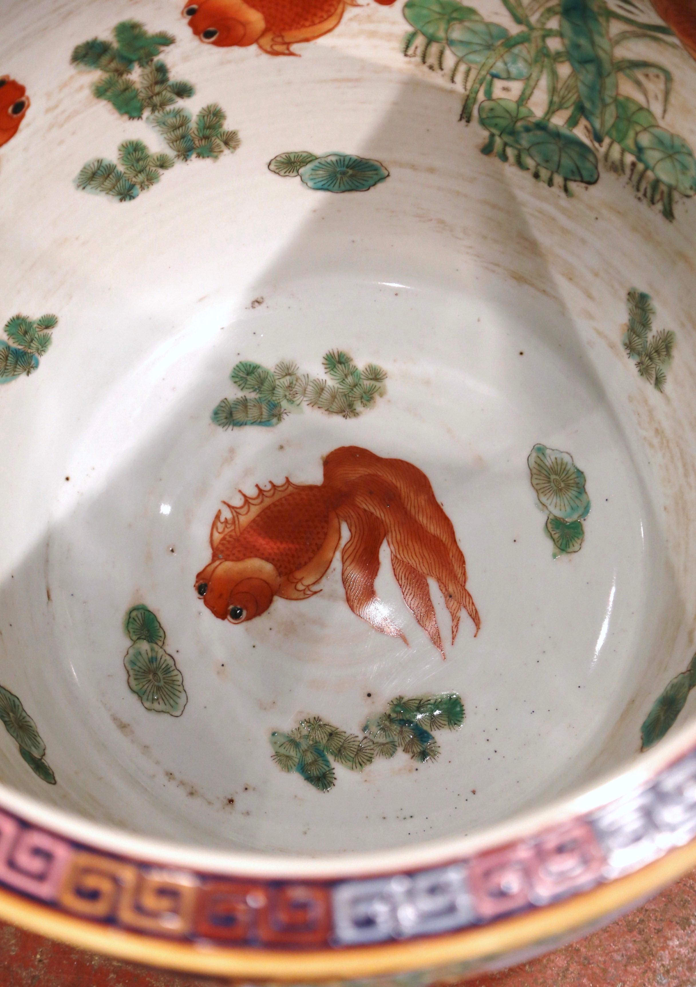 Midcentury Chinese Export Porcelain Fish Bowl with Oriental Decorations For Sale 4