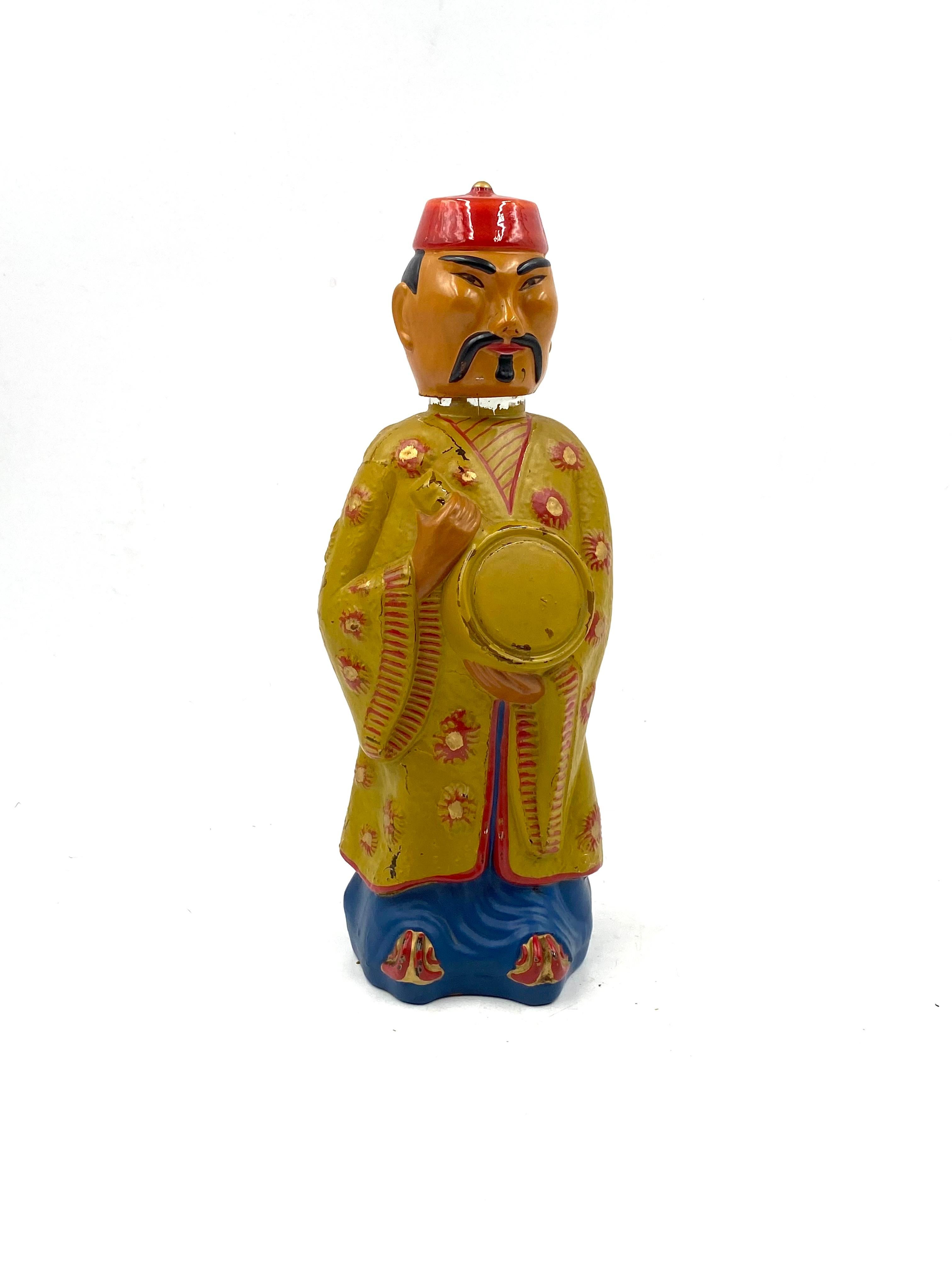 Midcentury Chinese figure bottle, Viarengo, Italy, 1950s For Sale 12