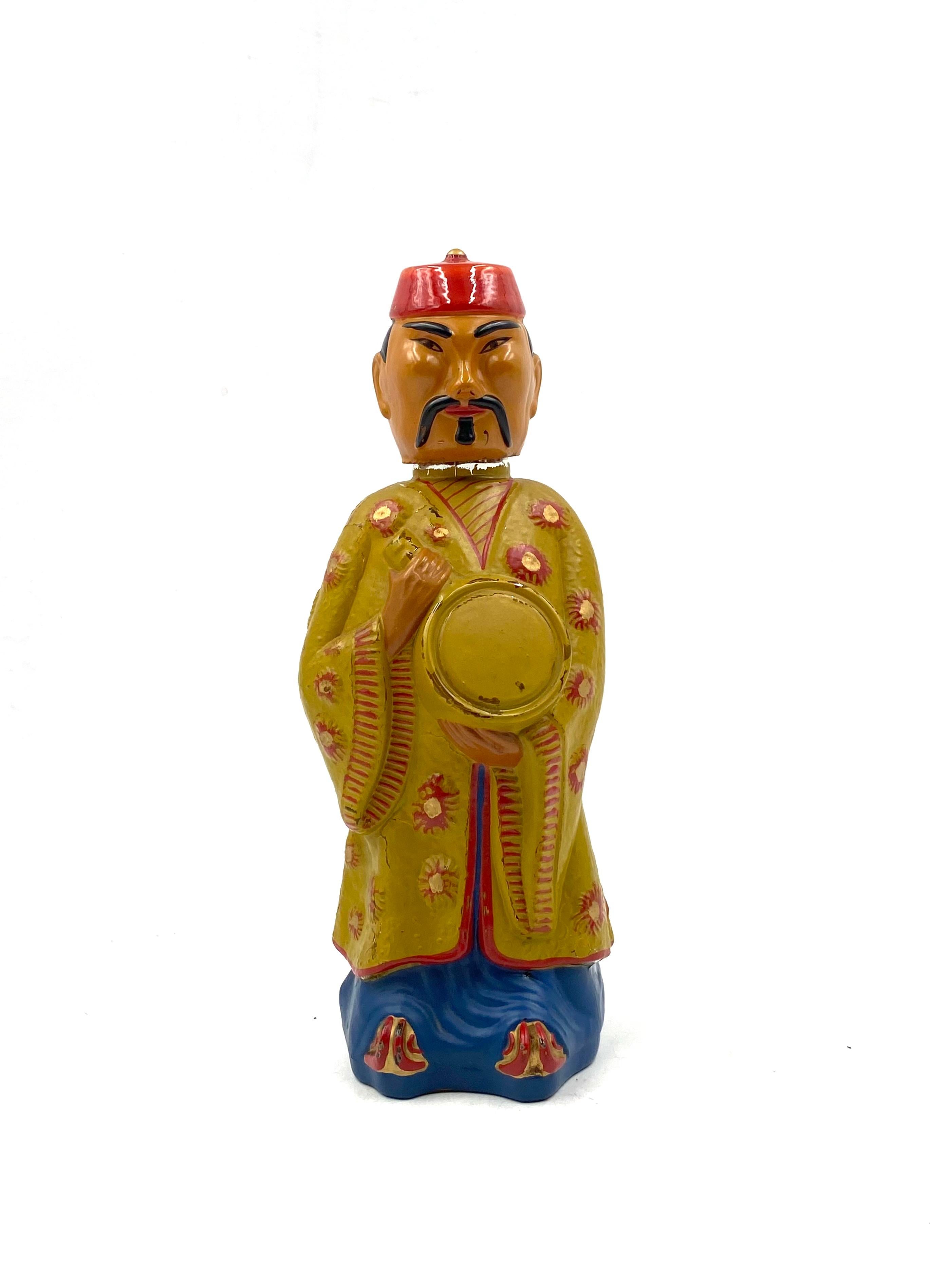 Midcentury Chinese figure bottle, Viarengo, Italy, 1950s For Sale 2