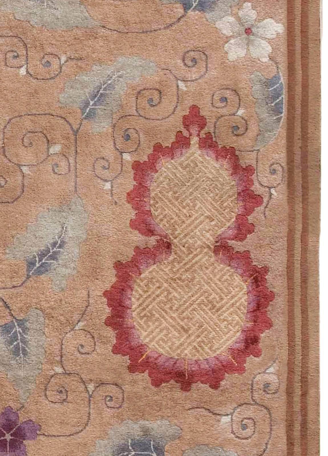 Hand-Knotted Midcentury Bold Floral Chinese Handmade Wool Rug For Sale