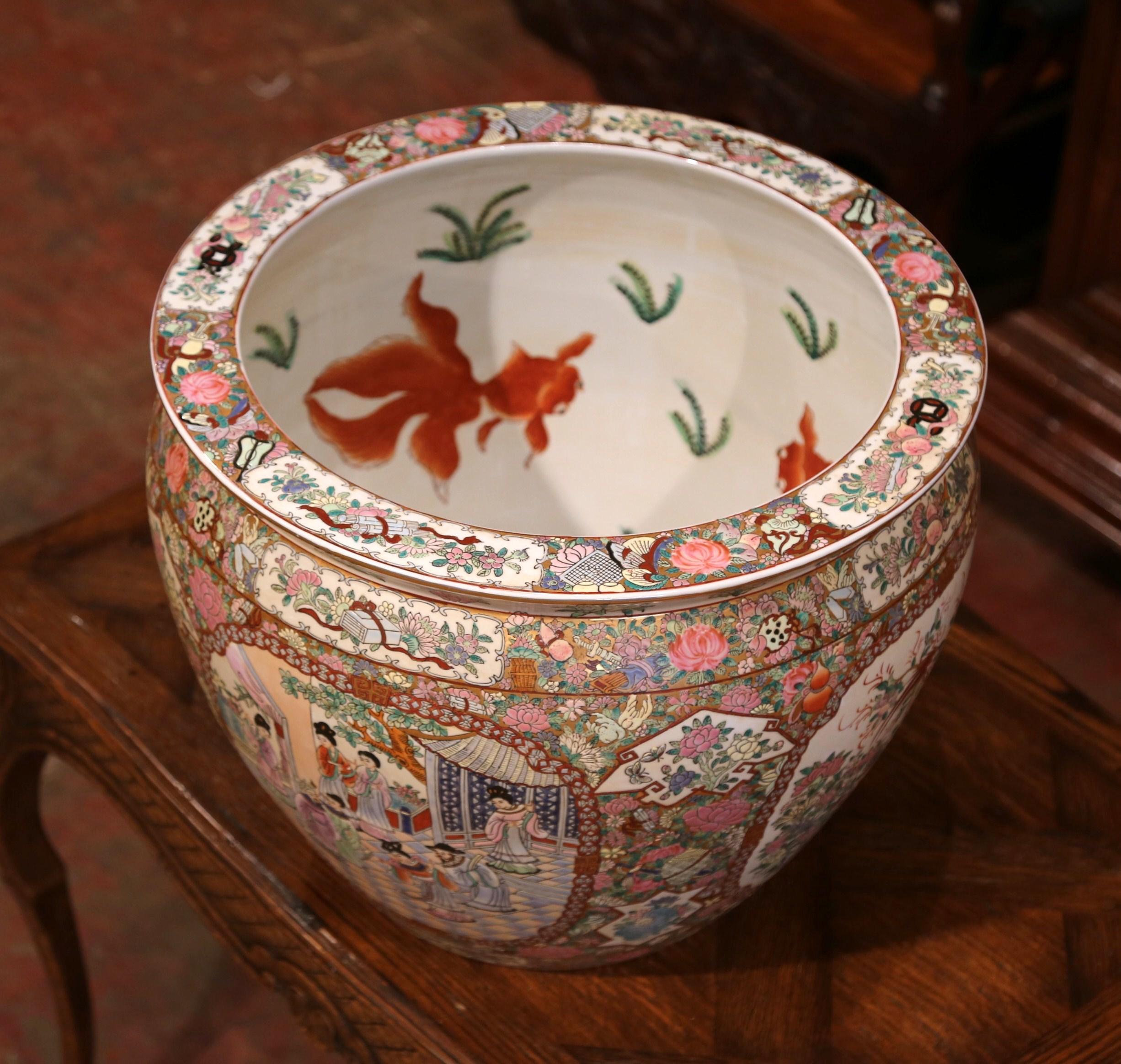 Midcentury Chinese Porcelain Famille Rose Fish Bowl with Oriental Decorations In Excellent Condition In Dallas, TX