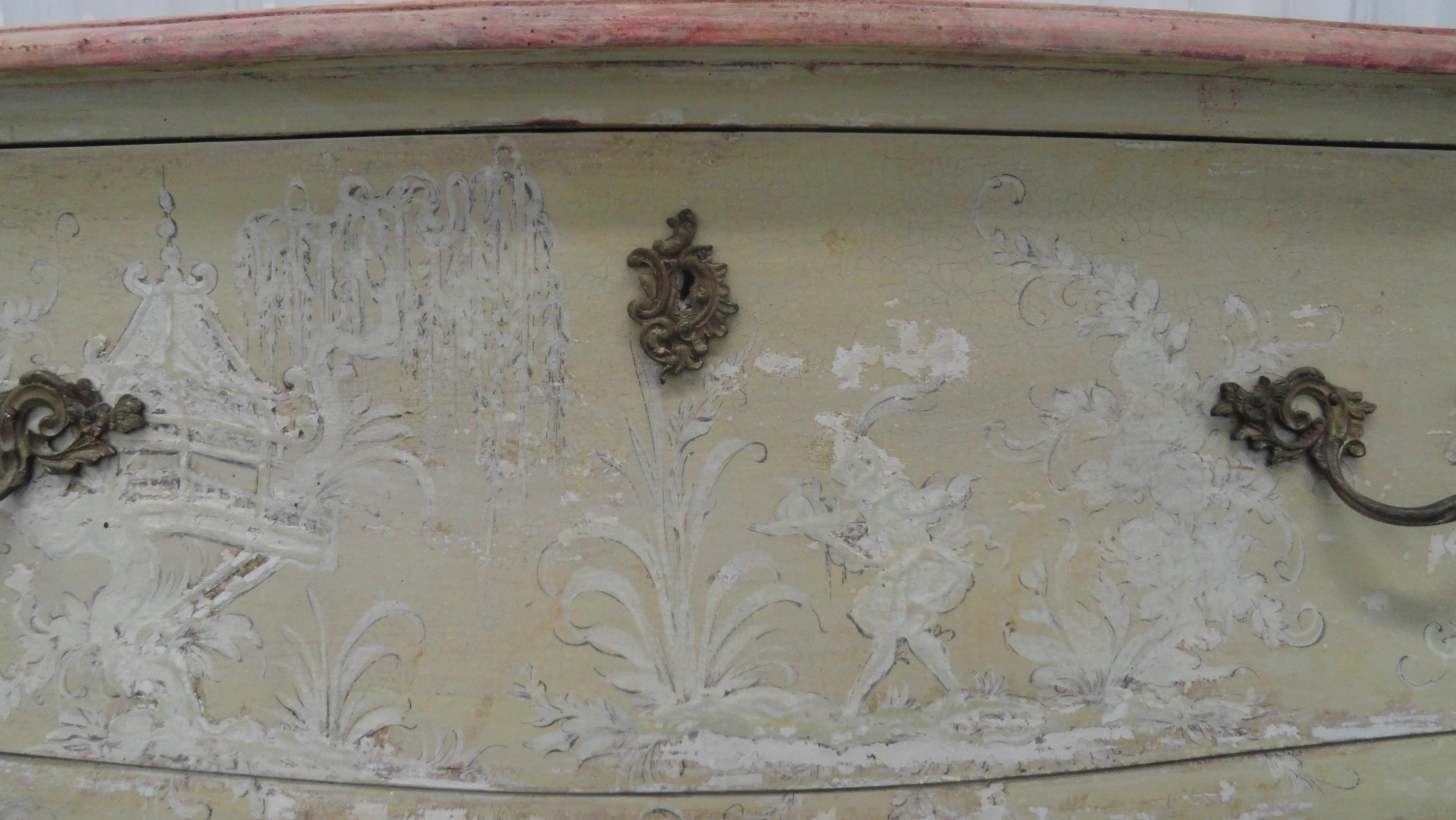 Midcentury Chinoiserie Painted Bombe Chest For Sale 3