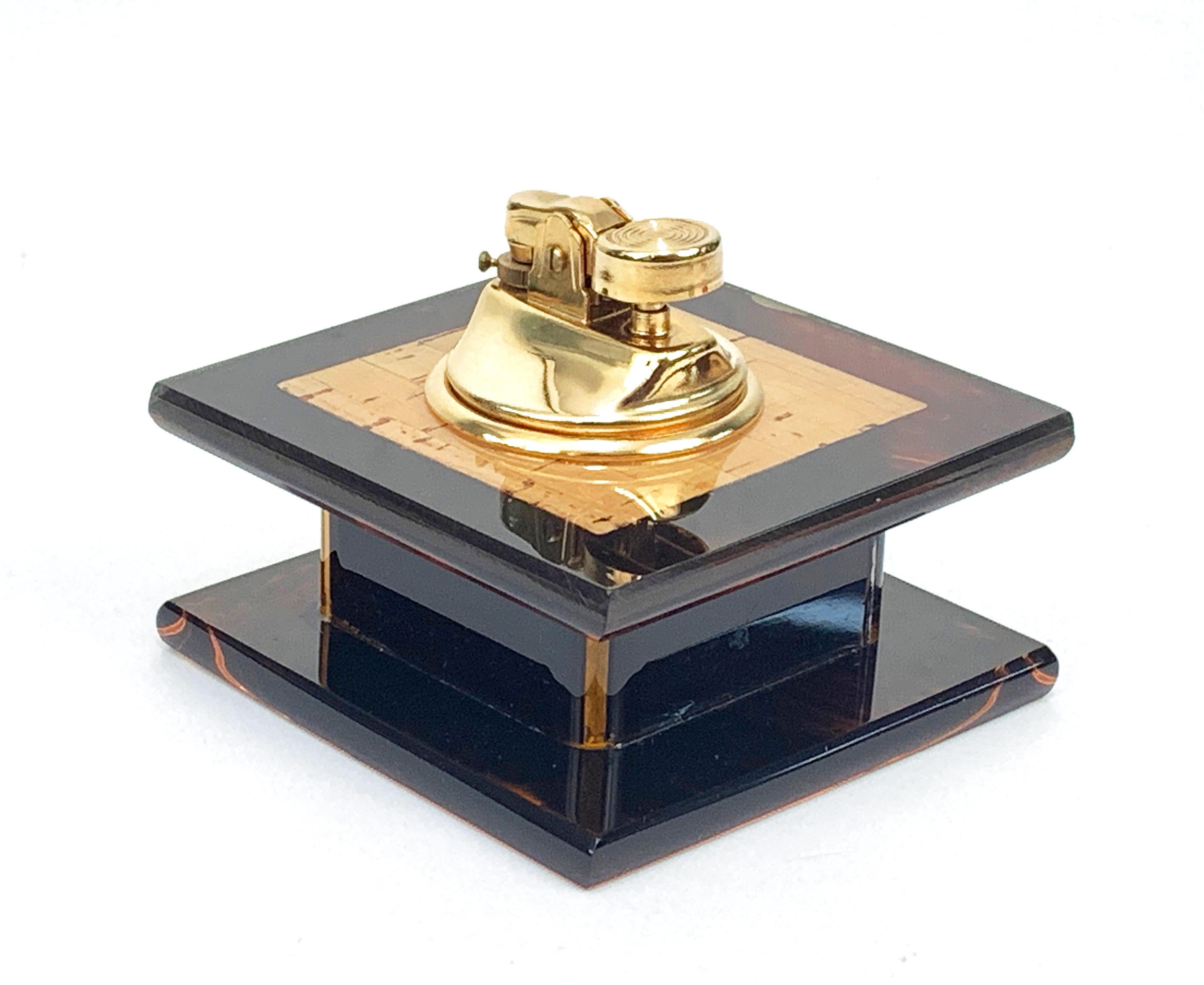 Midcentury Christian Dior Lucite and Brass French Table Lighter, 1970s 5