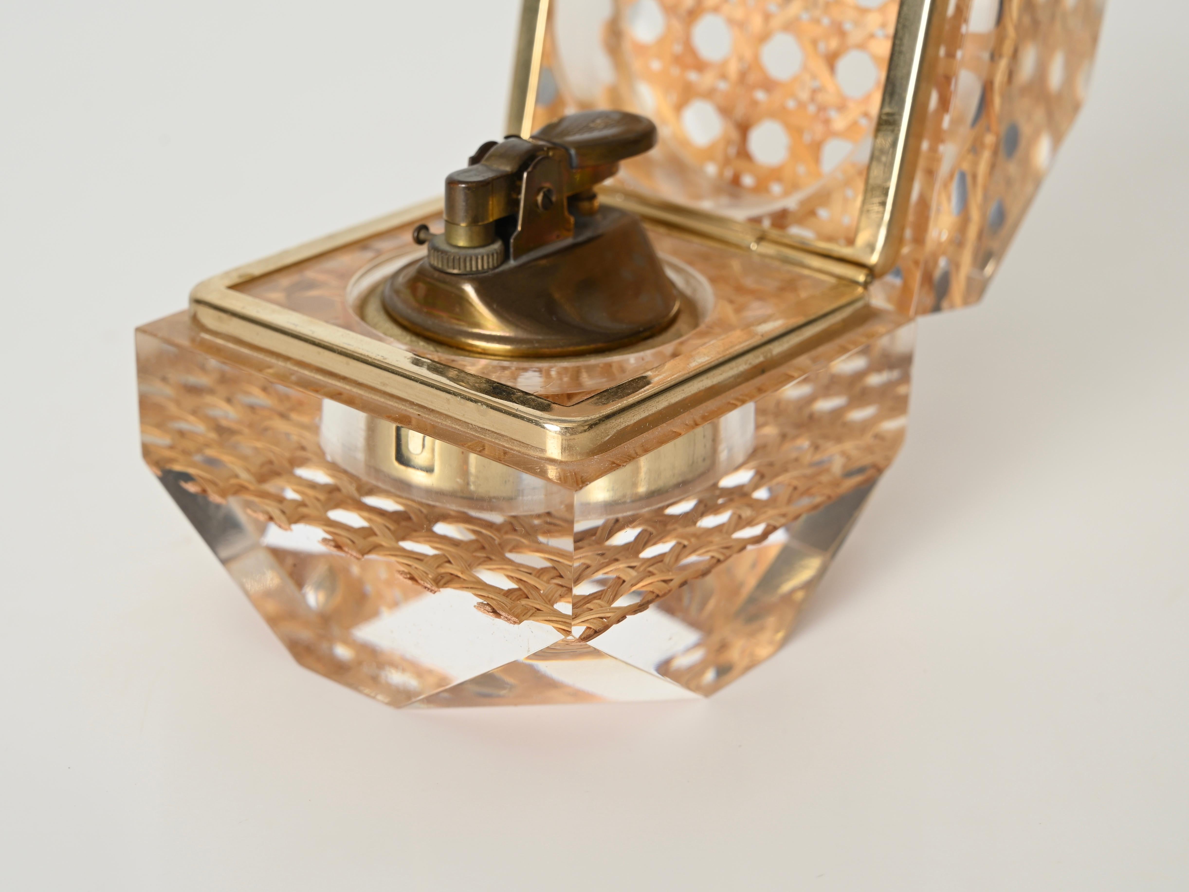 Midcentury Christian Dior Lucite, Brass and Straw Table Lighter, Italy 1970 4