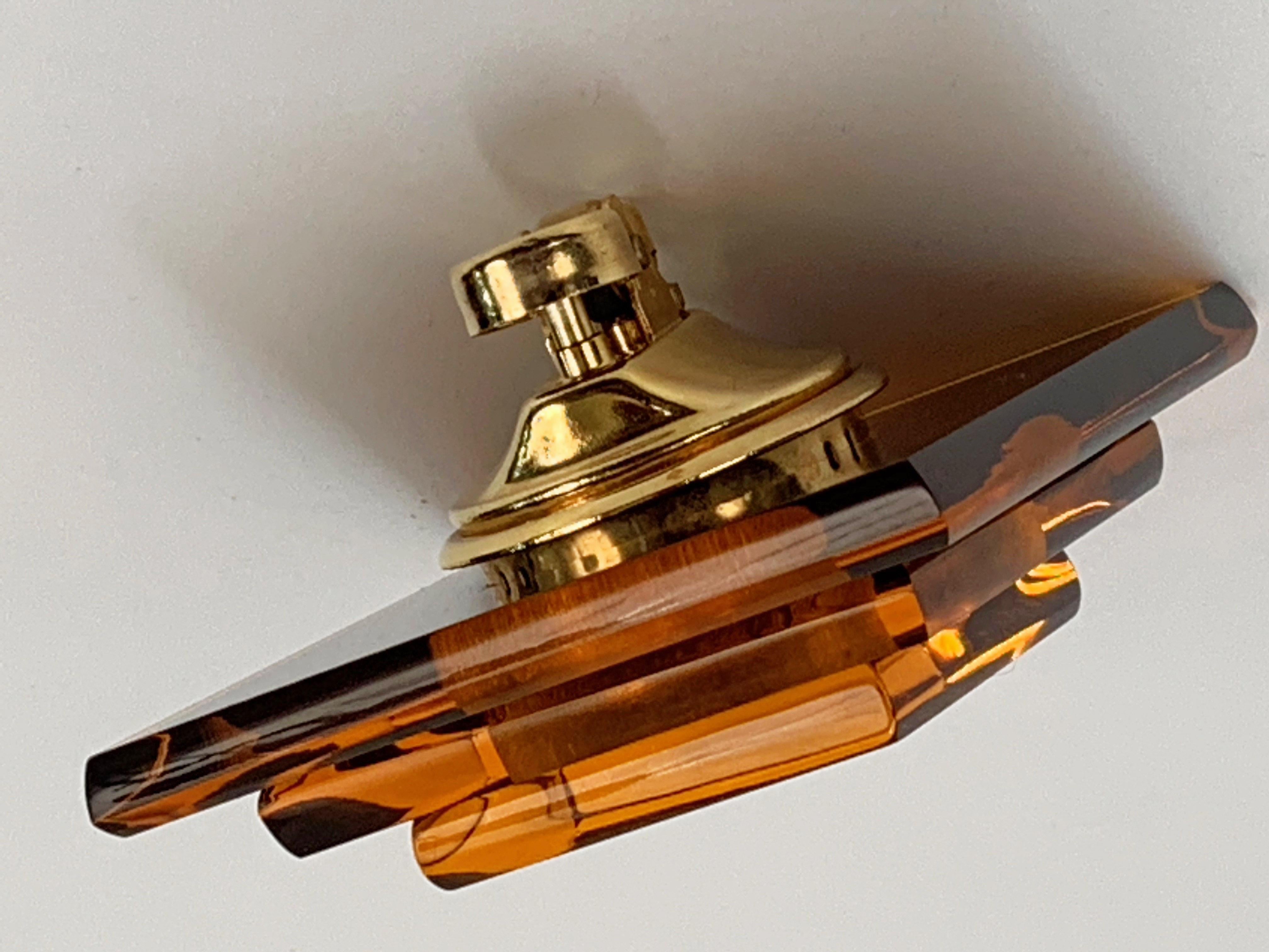 Midcentury Christian Dior Lucite, Tortoise Plexi and Brass French Table Lighter 10