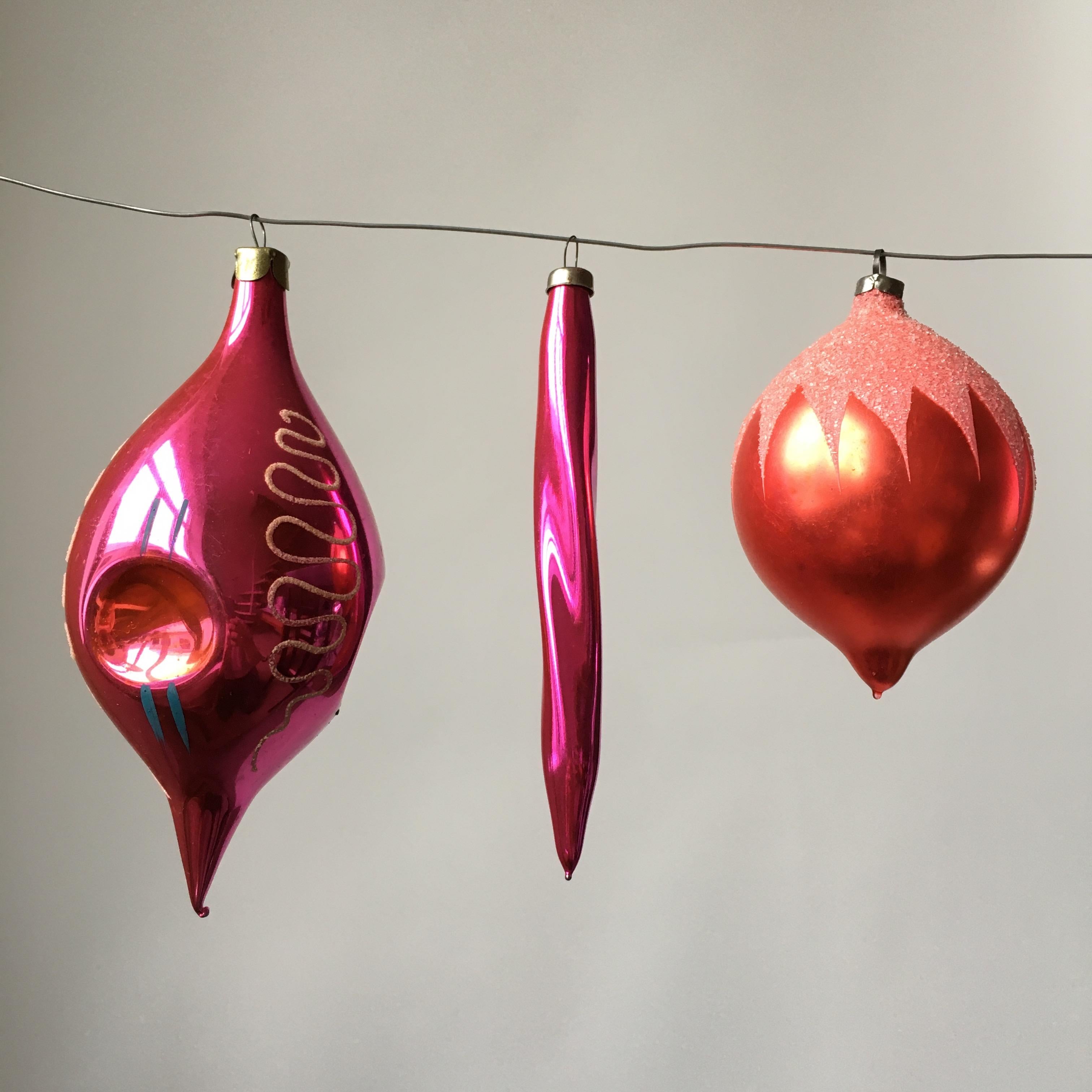 Mid-Century Modern Midcentury Christmas Ornaments, Set of 4 For Sale