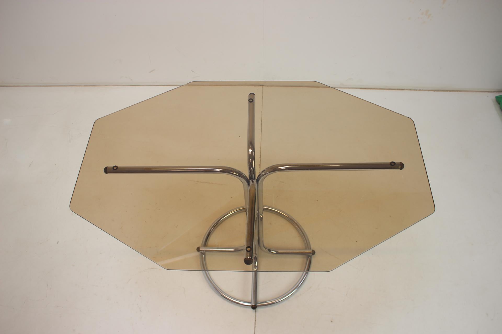 Midcentury Chrome and Glass Dining Table, Czechoslovakia, 1970s In Good Condition For Sale In Praha, CZ