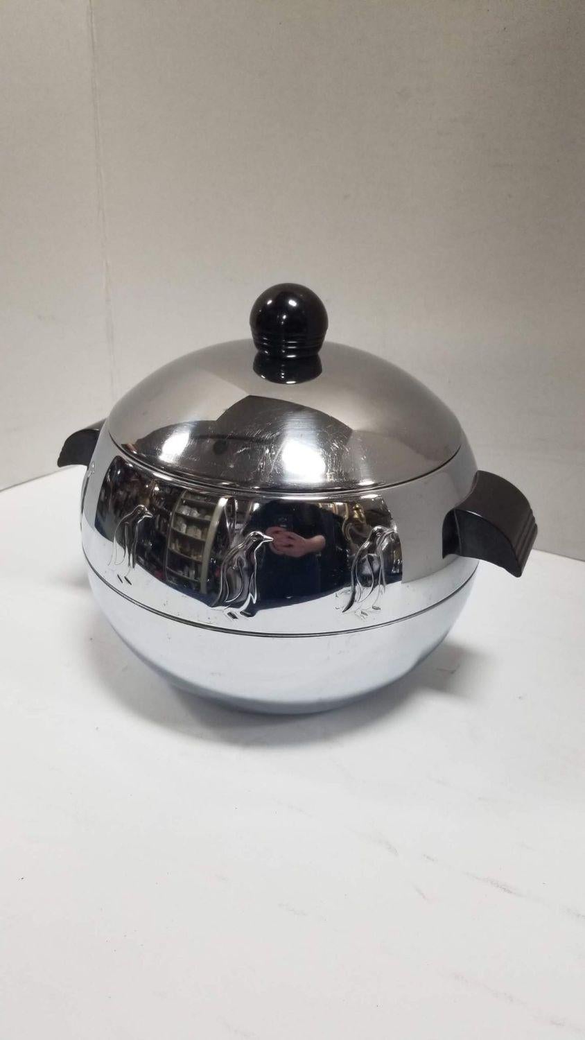 20th Century Midcentury Chrome Ice Bucket Featuring Penguins