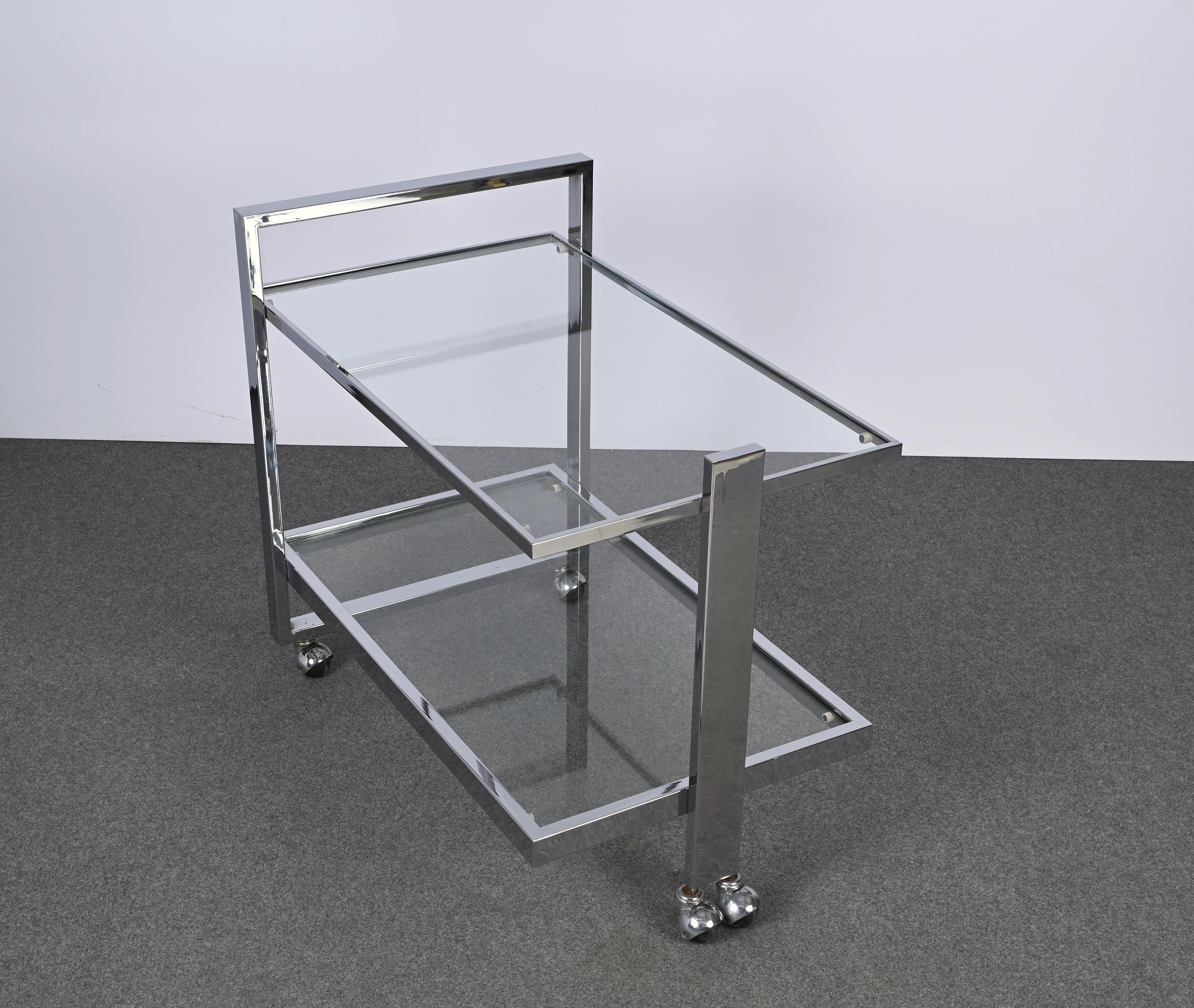 Midcentury Chromed Steel and Crystal Glass Italian Bar Cart, 1970s 6