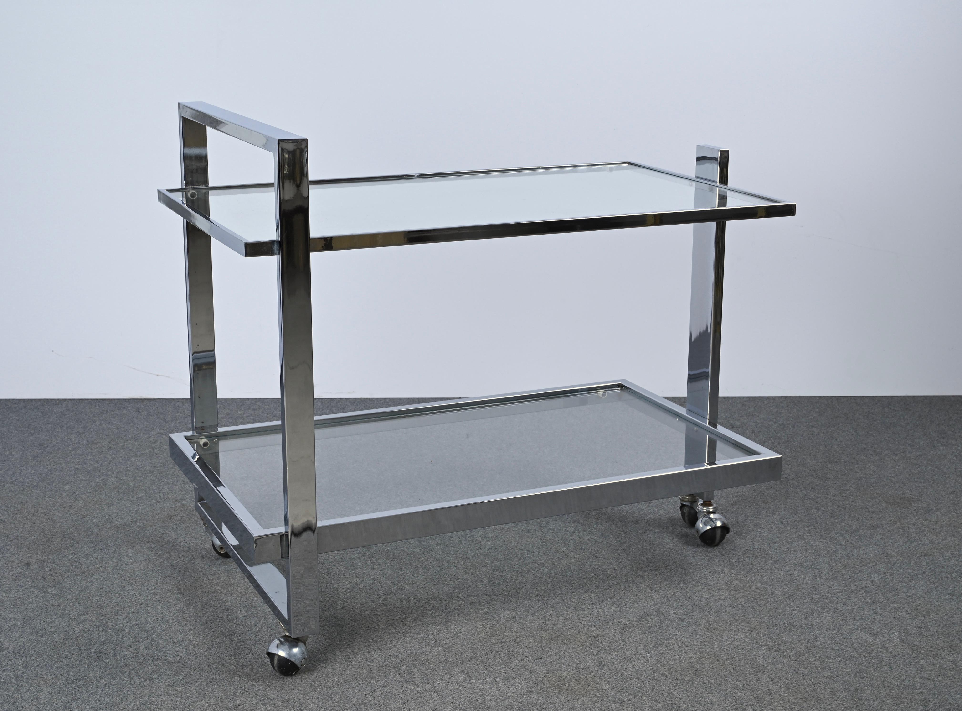 Midcentury Chromed Steel and Crystal Glass Italian Bar Cart, 1970s 3