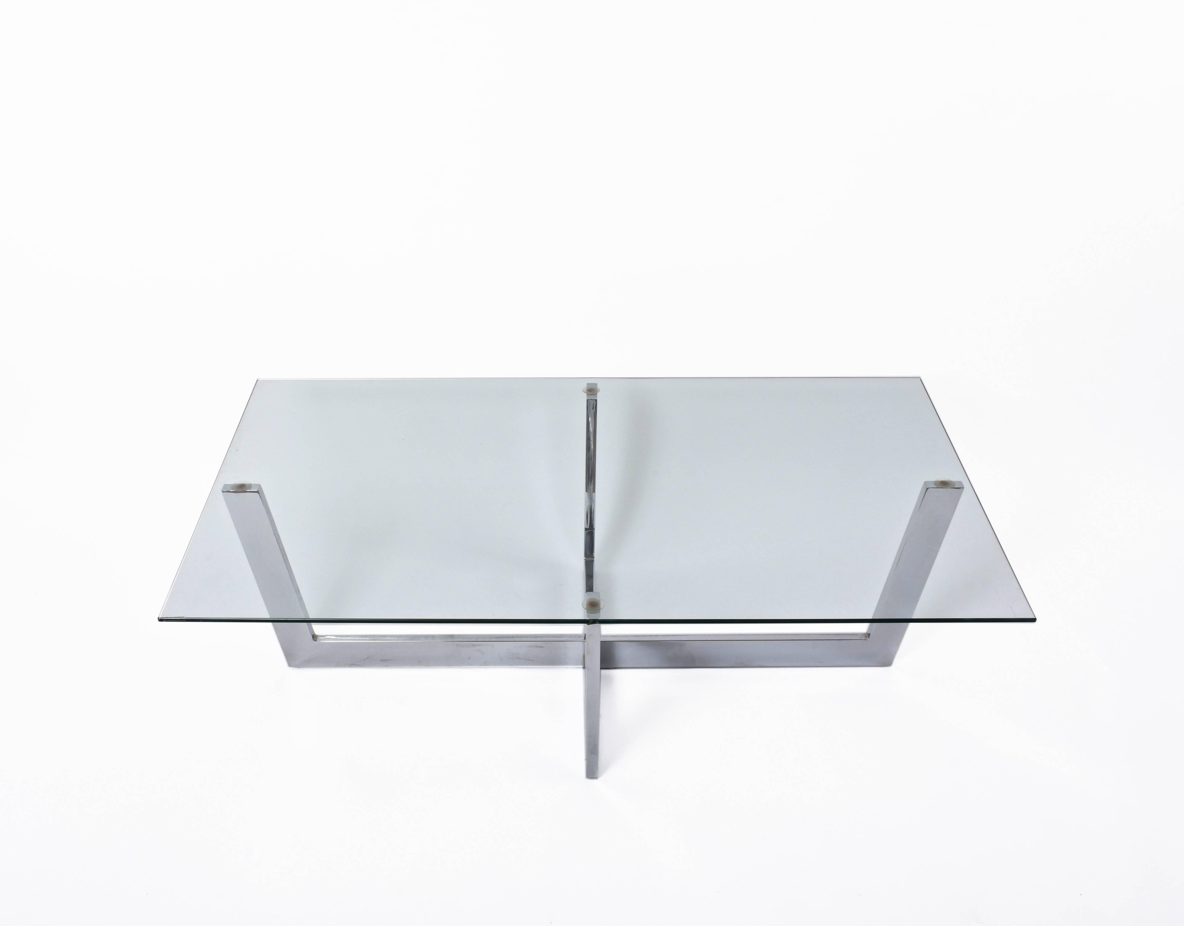 Midcentury Chromed Steel Italian Coffee Table with Crystal Glass Top, 1970s In Good Condition For Sale In Roma, IT
