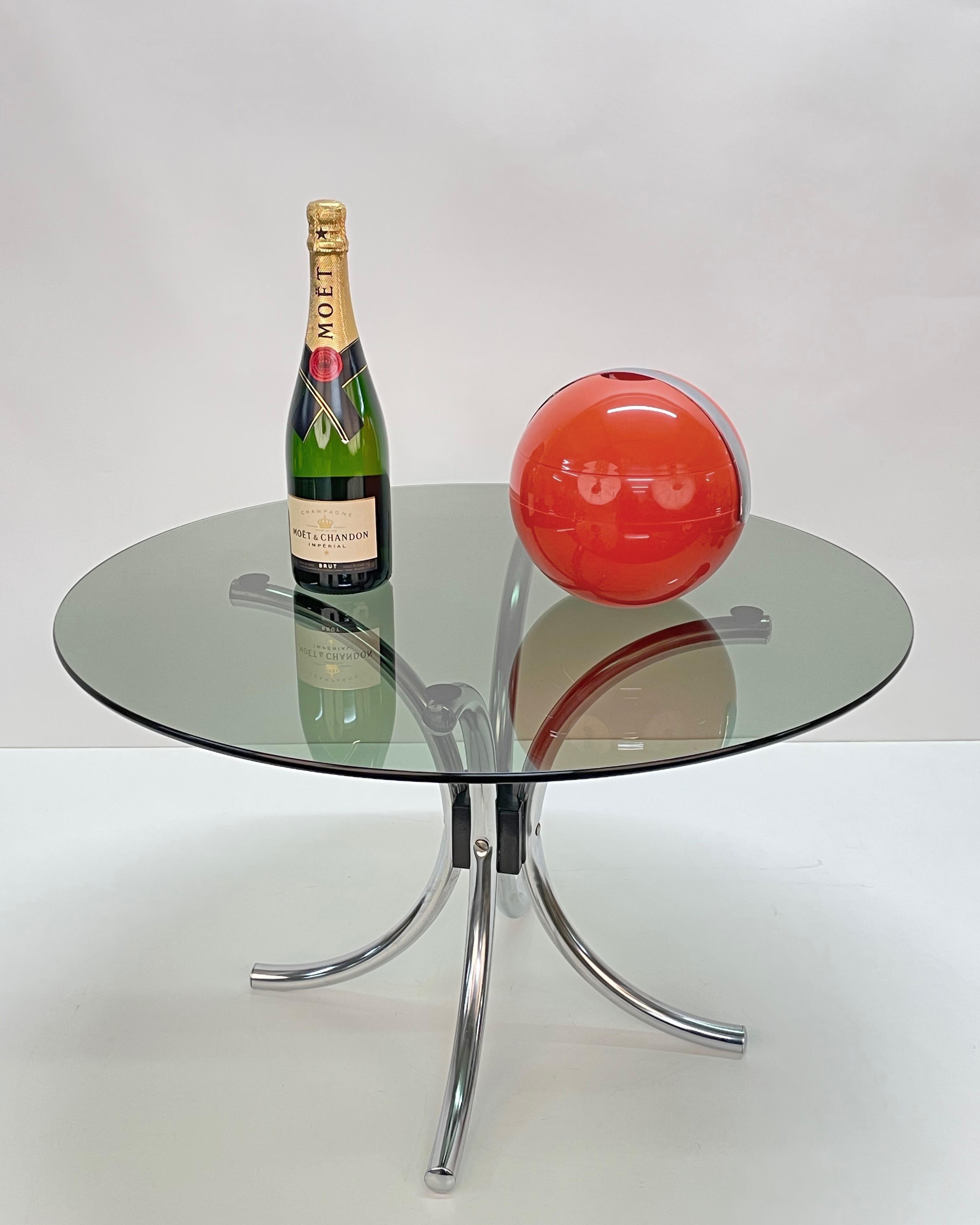 Midcentury Chromed Steel Italian Coffee Table with Smoked Glass Round Top, 1960s For Sale 6