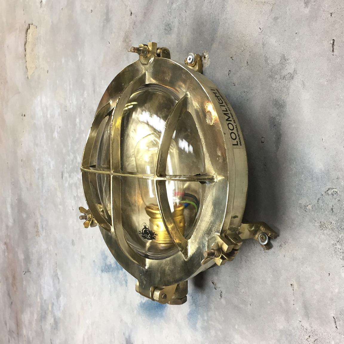 Mid-Century Circular Industrial Cast Brass Circular Wall Light with Glass Dome In Good Condition For Sale In Leicester, Leicestershire