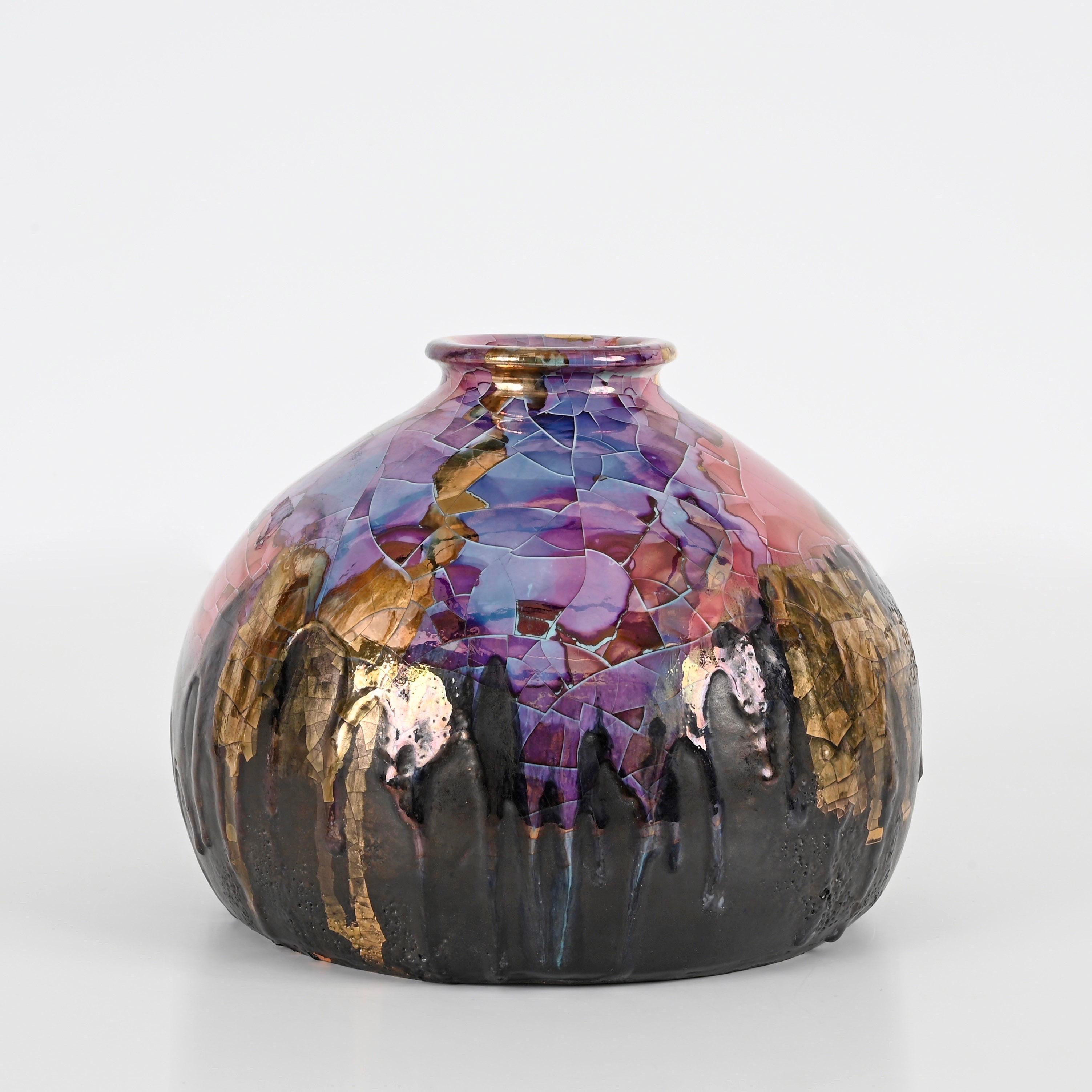 Ceramica Vaso italiano di metà secolo in ceramica smaltata in policromia di Claudio Pulli, anni '70 in vendita