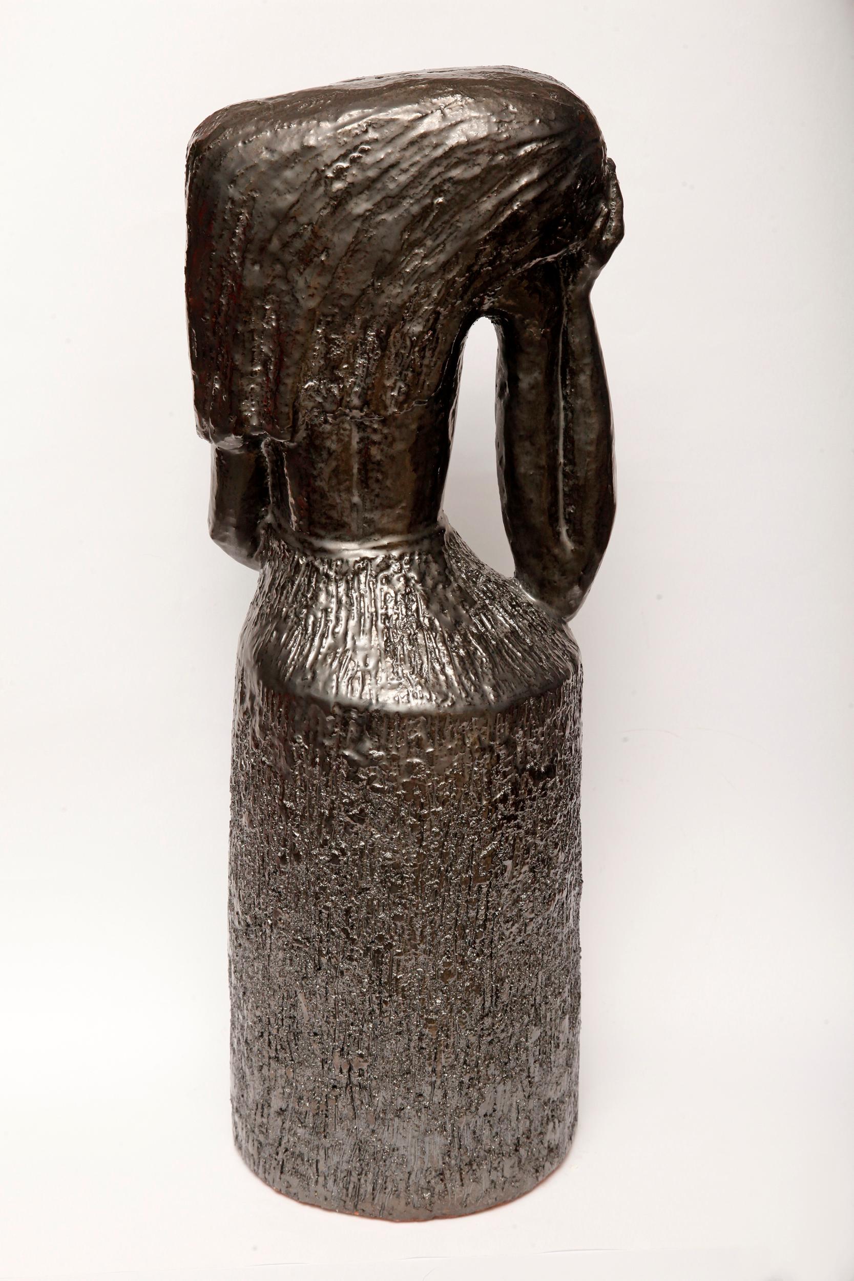 Midcentury Clay and Glazed Sculpture of a Woman, Jerzy Sacha, Poland, 1970s For Sale 7