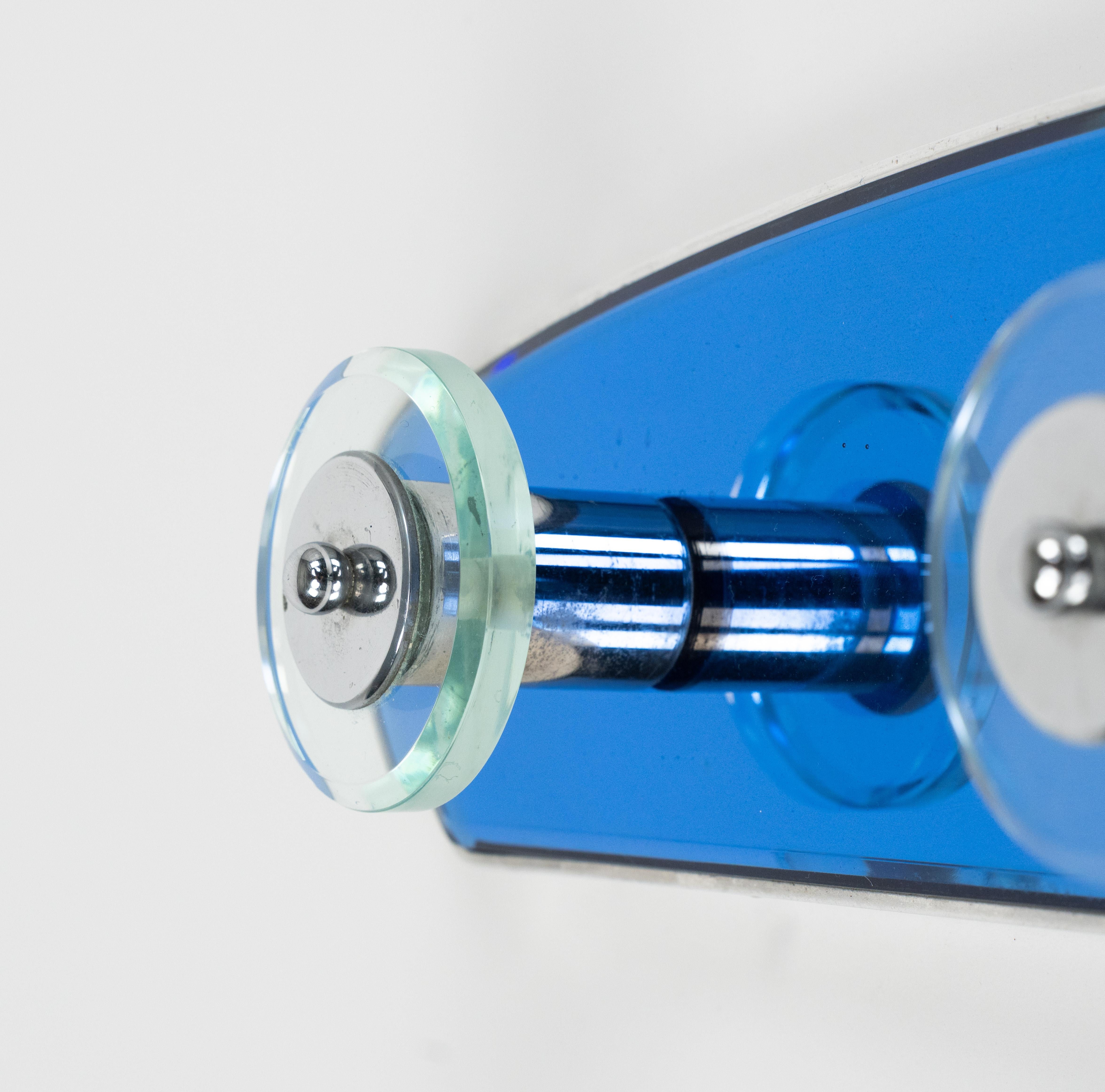 Appendiabiti di metà secolo in vetro blu e cromo in stile Cristal Arte, Italia anni '60 in vendita 1