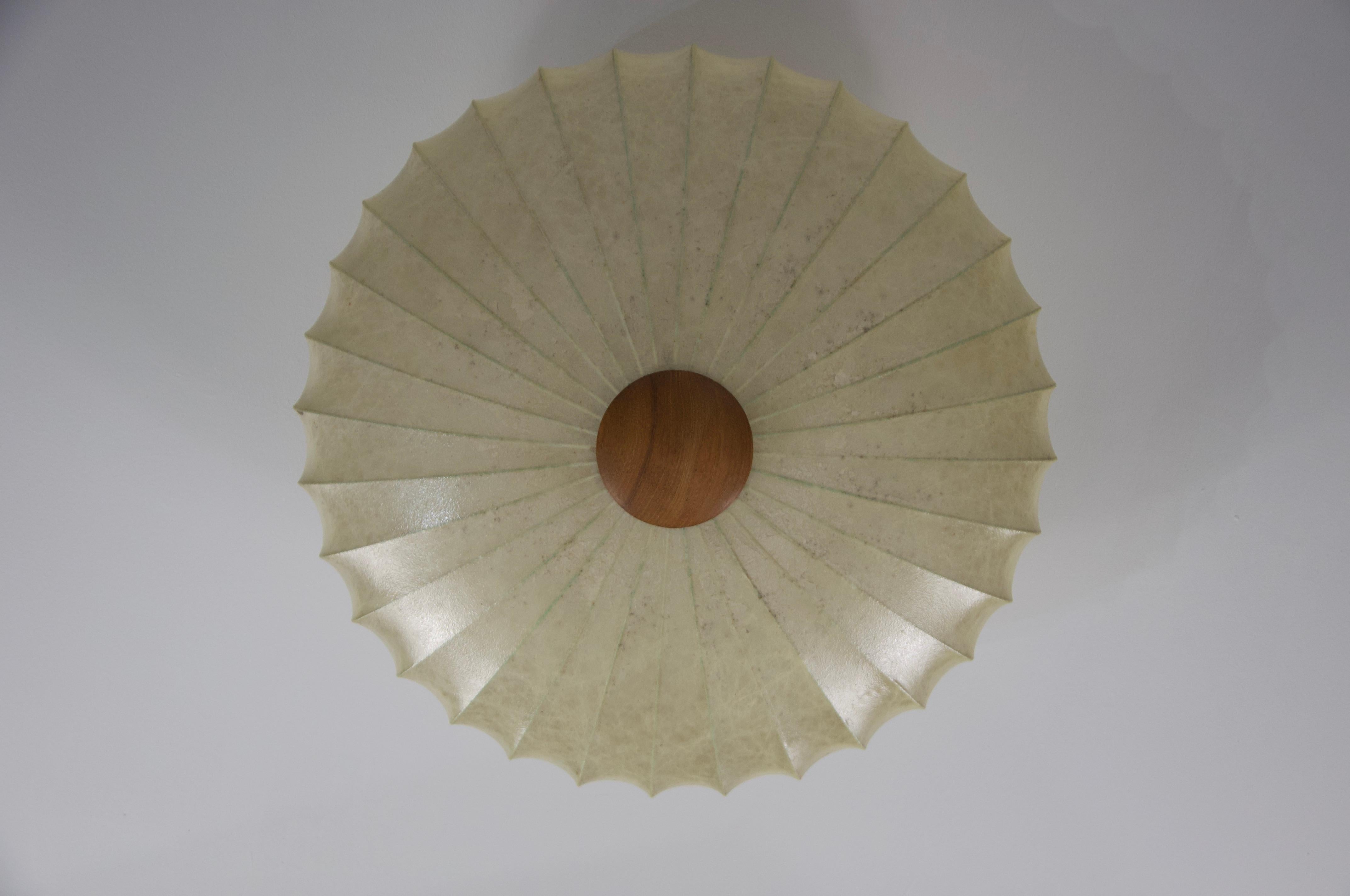 Plafonnier cocon du milieu du siècle dernier, années 1960, Italie 8