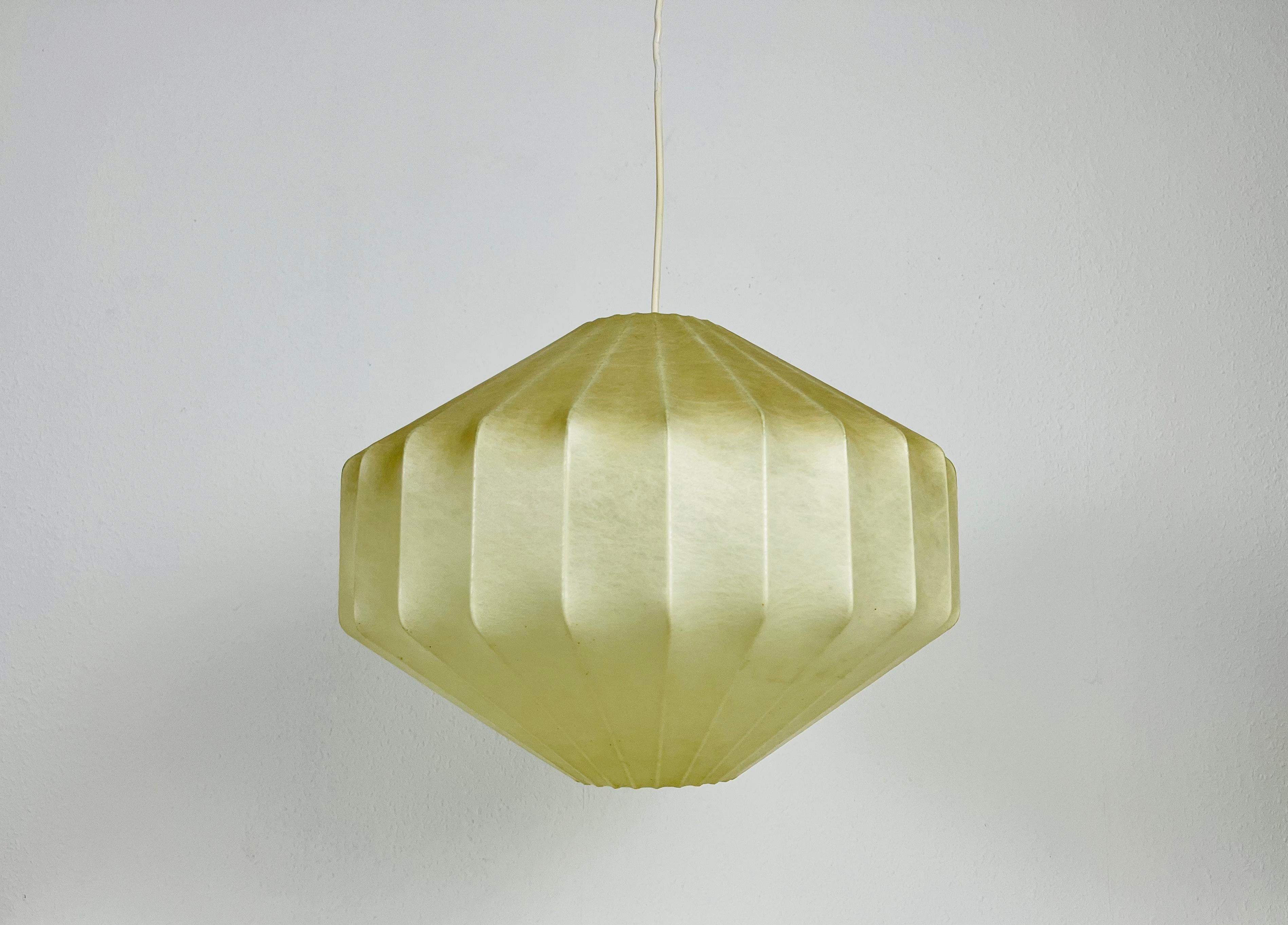 European Midcentury Cocoon Losange Pendant Light, 1960s, Italy For Sale