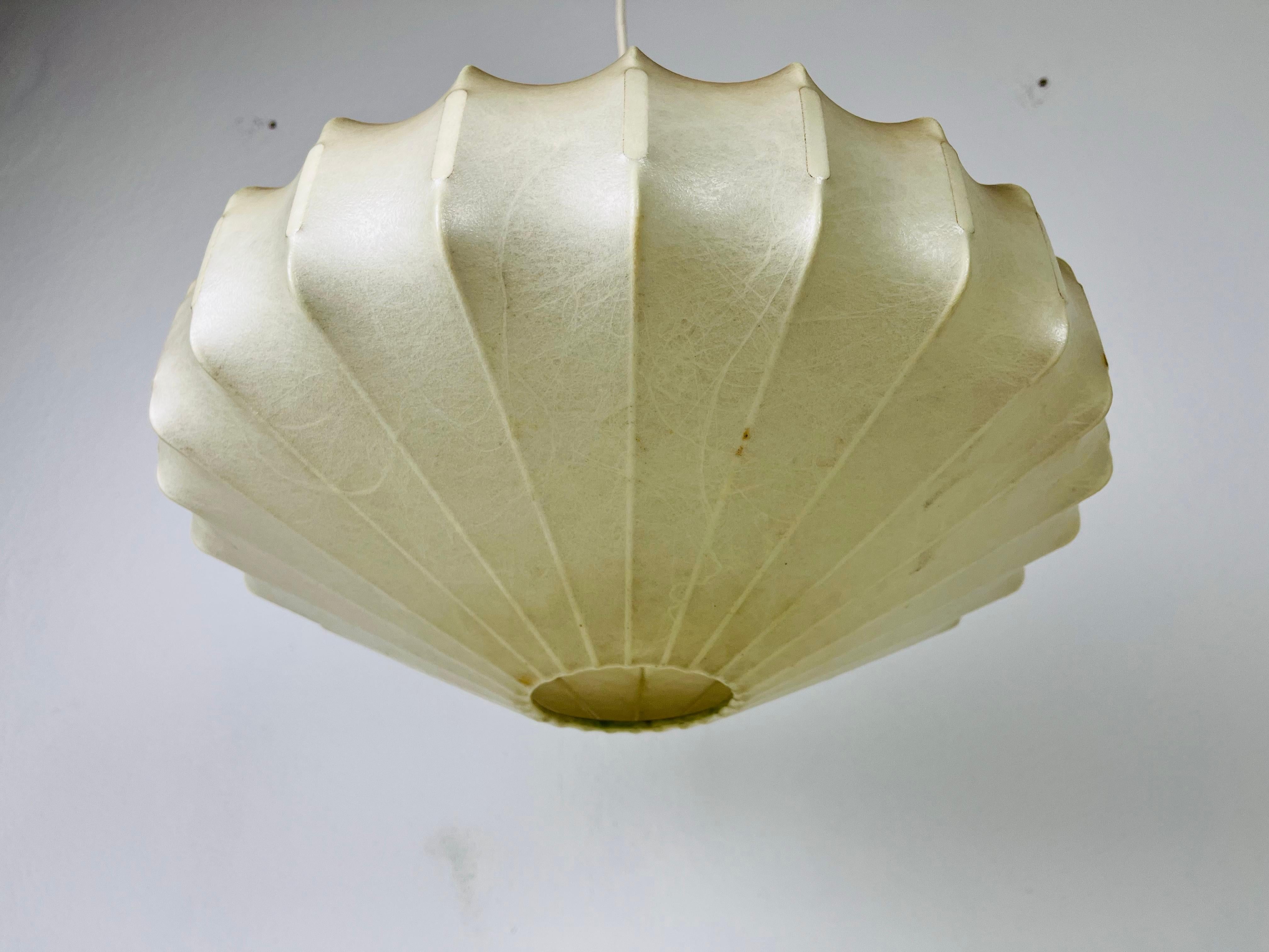 Mid-20th Century Midcentury Cocoon Losange Shape Pendant Light, 1960s, Italy For Sale