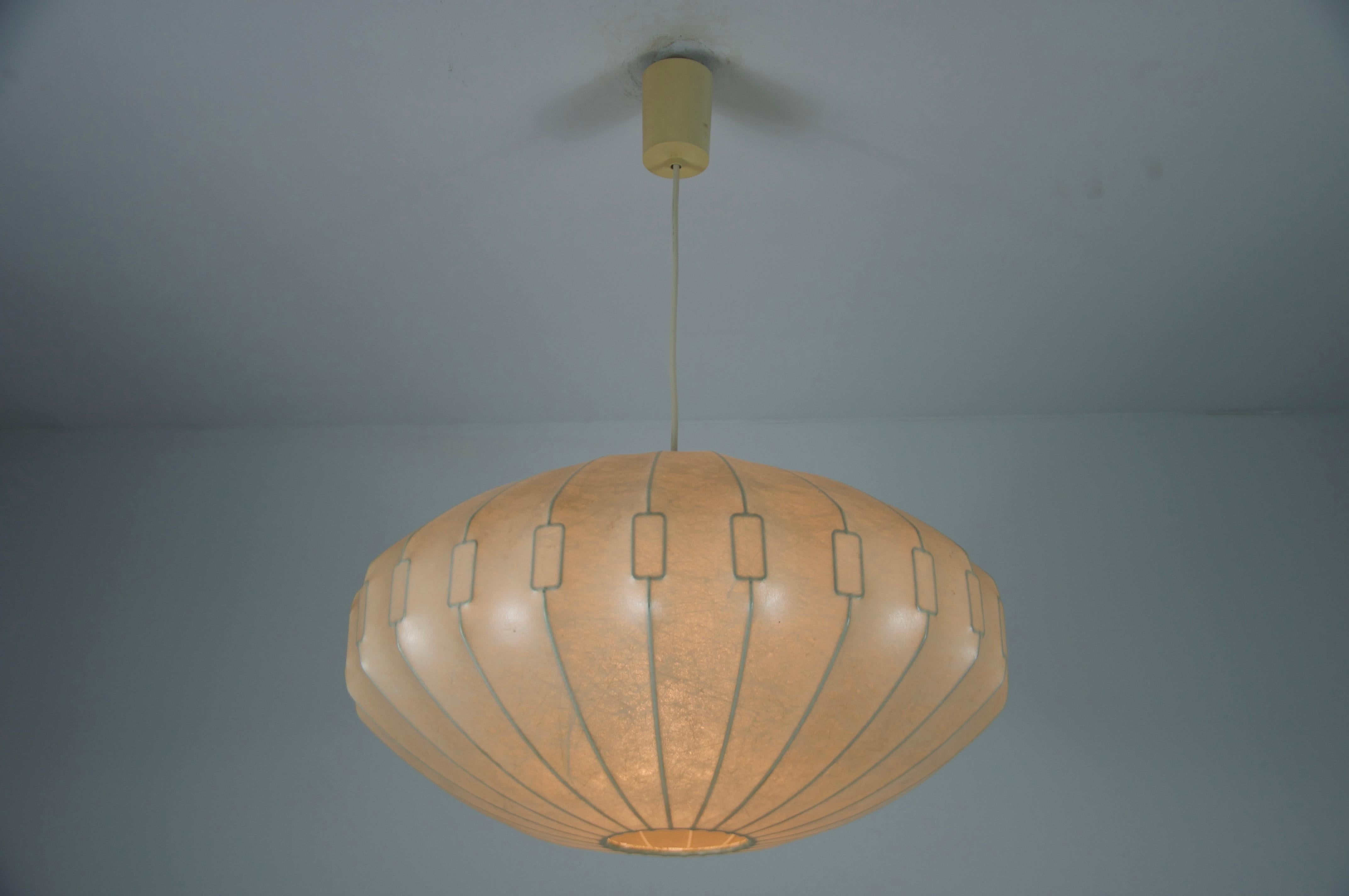 Midcentury Cocoon Pendant Light, 1960s, Italy For Sale 9