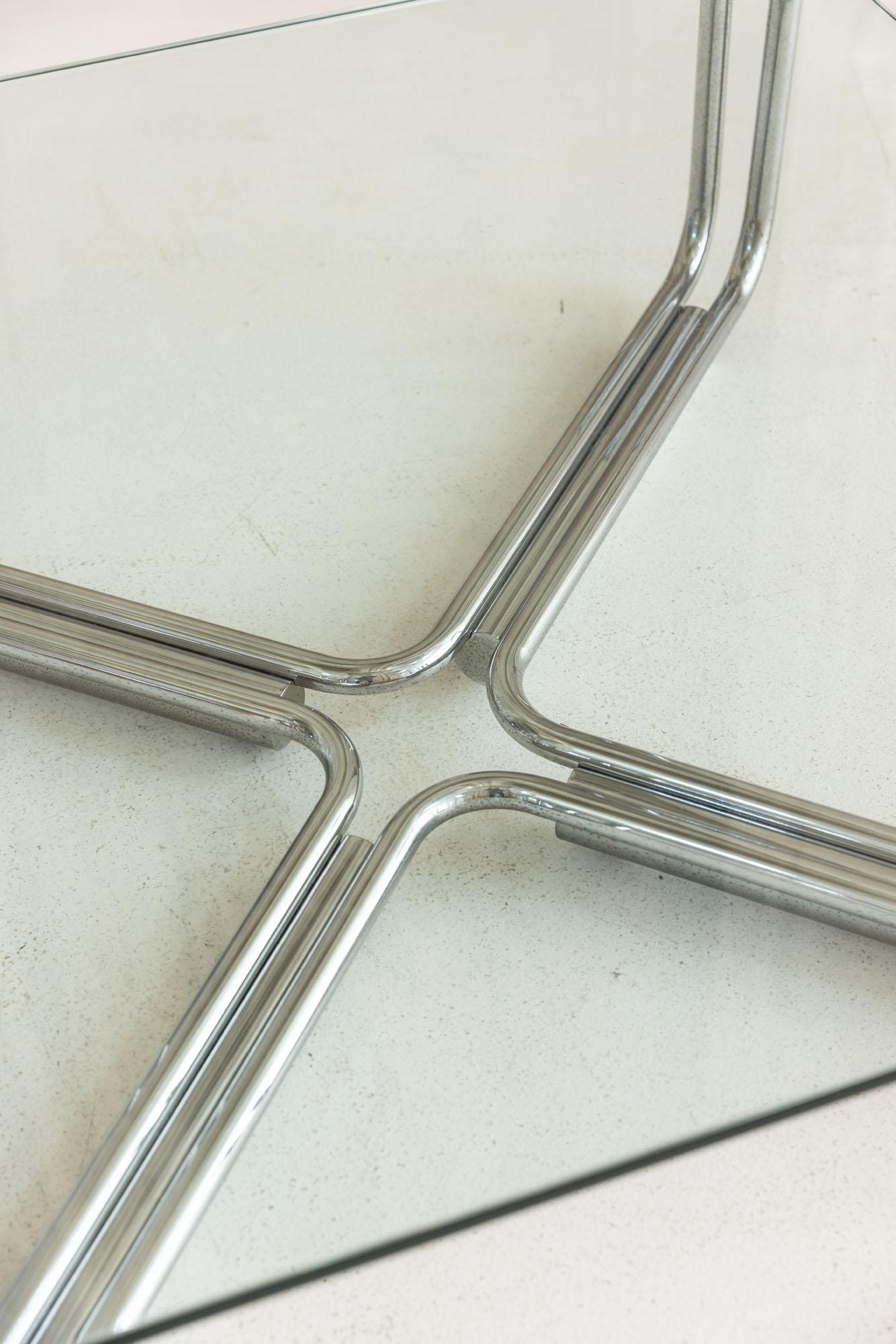 Mesa de café de mediados de siglo mod. 784 de Gianfranco Frattini para Cassina, Italia 1968 Italiano en venta