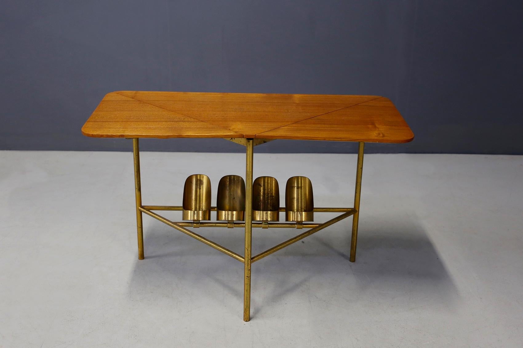 Mid-20th Century Midcentury Coffee Table Attributed to Ignazio Gardella in Brass and Wood, 1950s