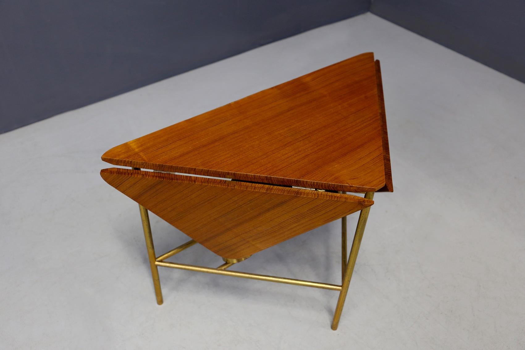 Midcentury Coffee Table Attributed to Ignazio Gardella in Brass and Wood, 1950s 1