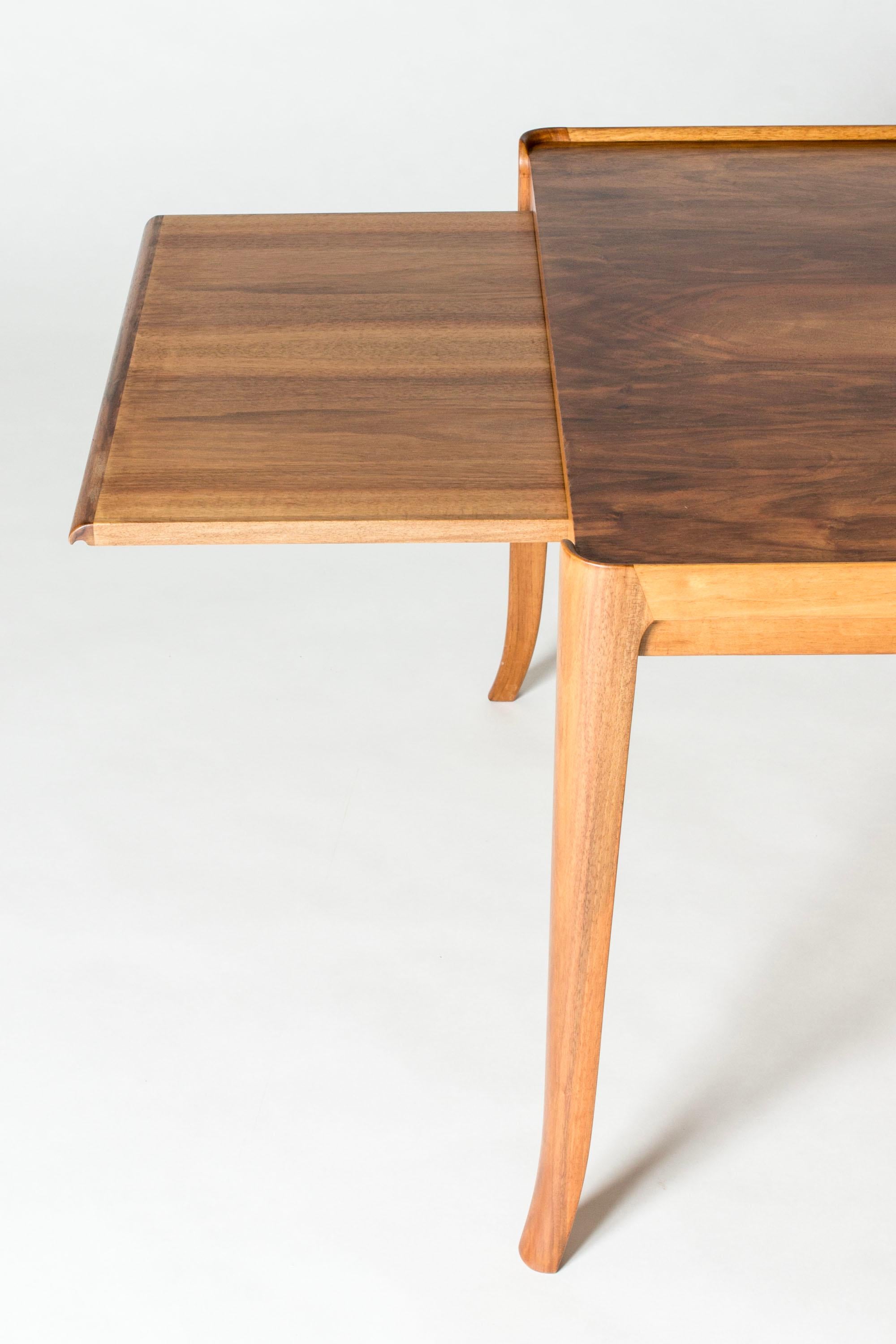 Scandinavian Modern Midcentury Coffee Table by Alfred Kvarnholt, Sweden, 1940s For Sale