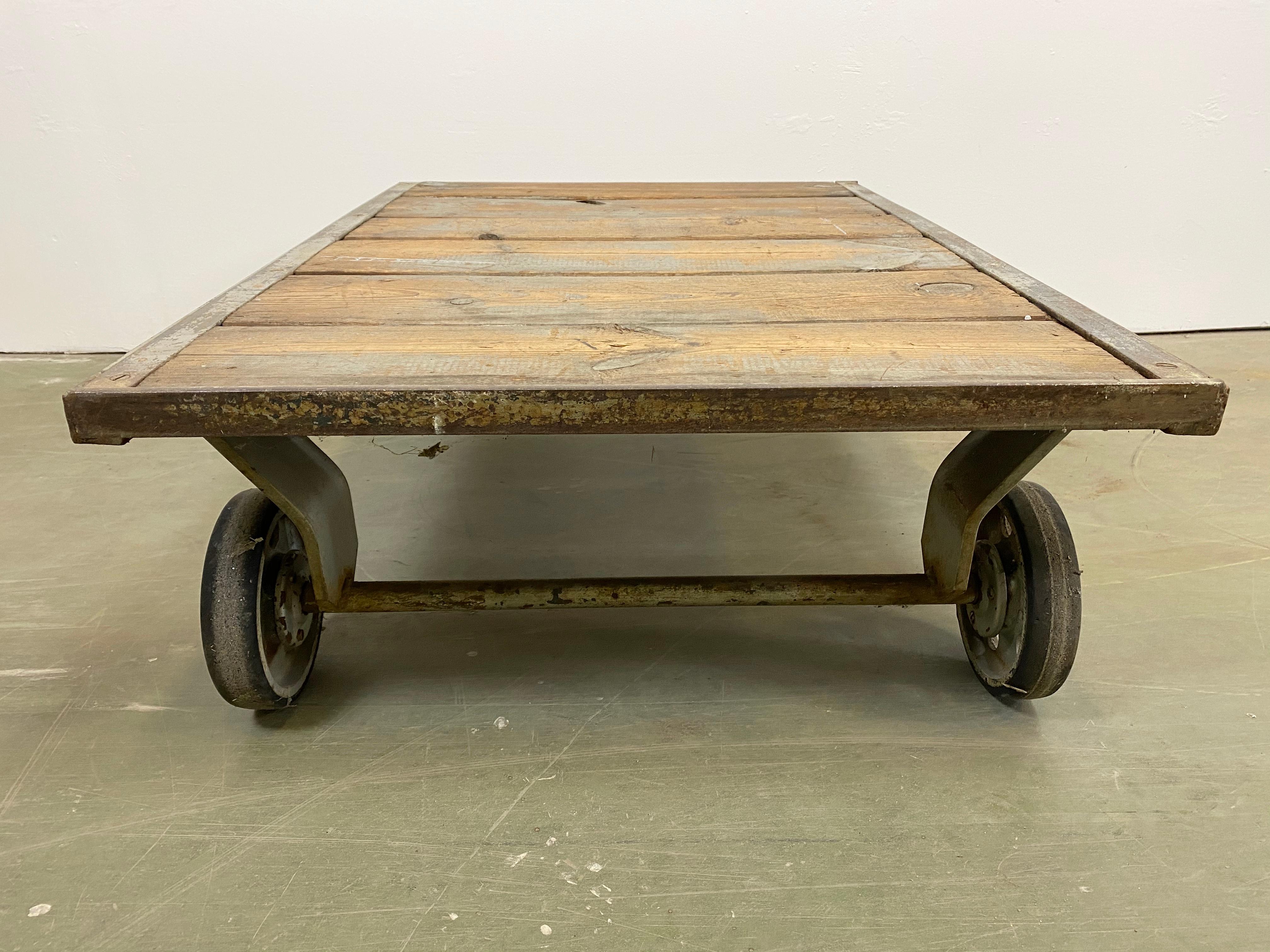 Midcentury Coffee Table Cart, 1950s 3
