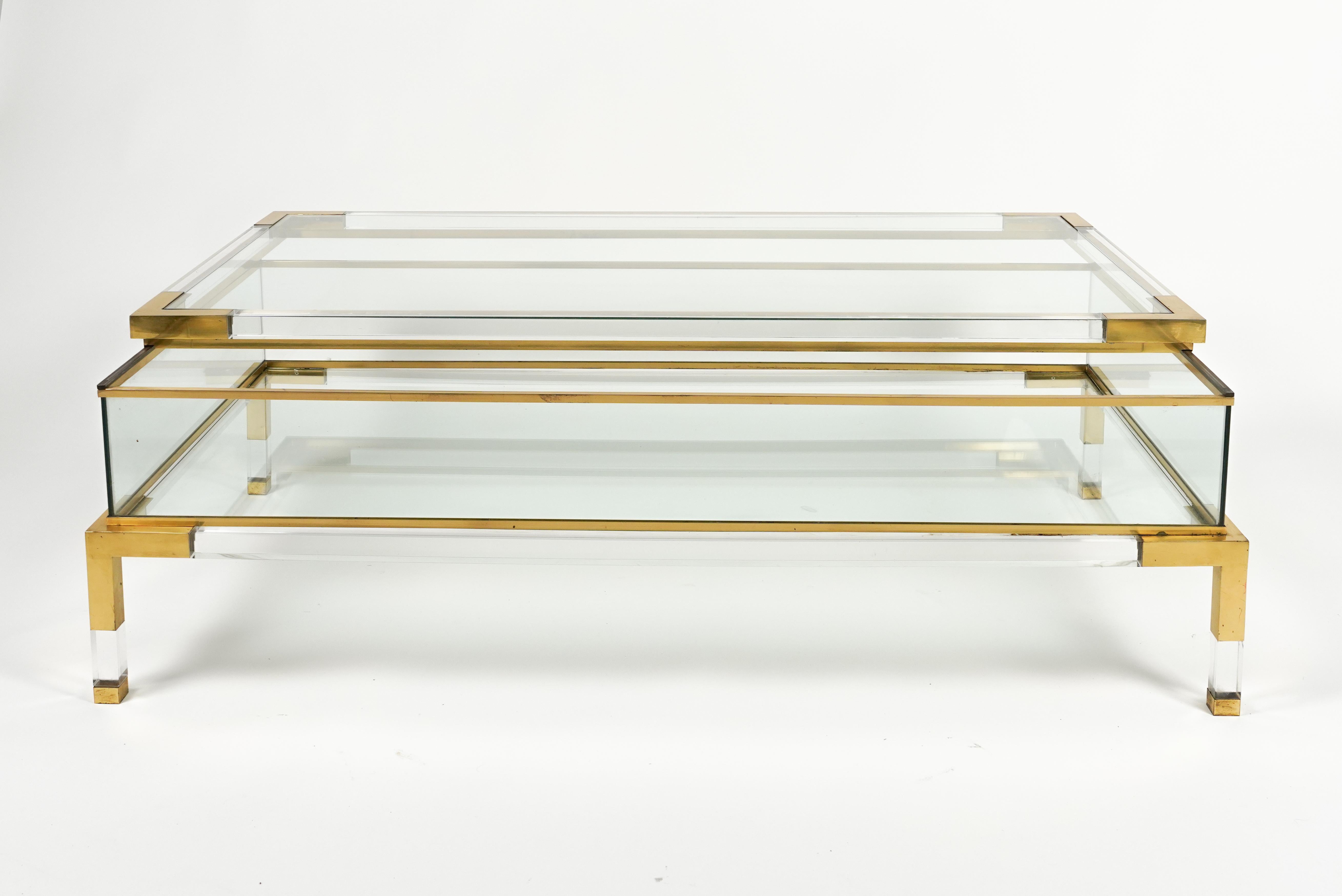 Midcentury Coffee Table in Lucite, Brass & Glass by Maison Jansen, France 1970s For Sale 4