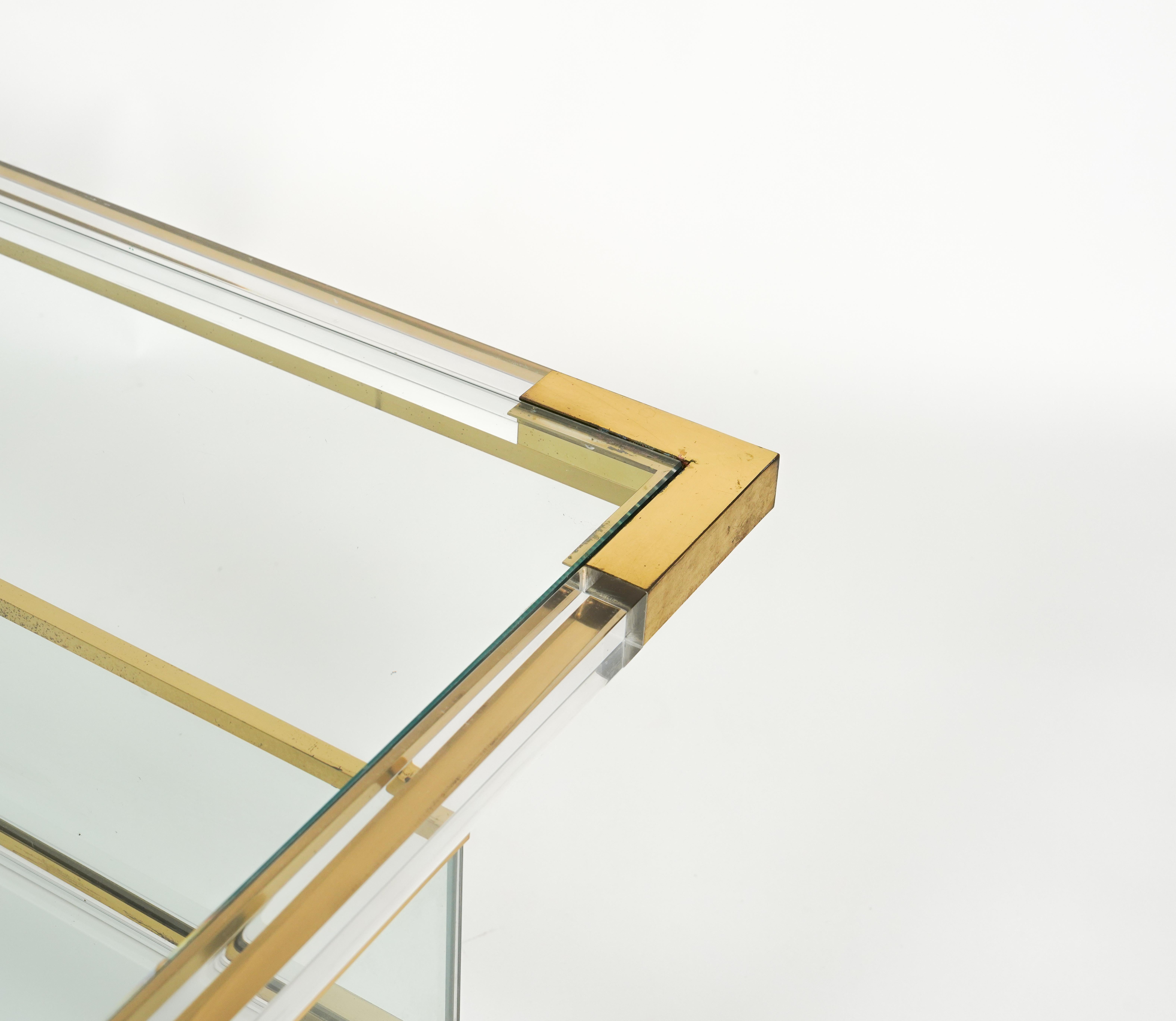 Midcentury Coffee Table in Lucite, Brass & Glass by Maison Jansen, France 1970s For Sale 8