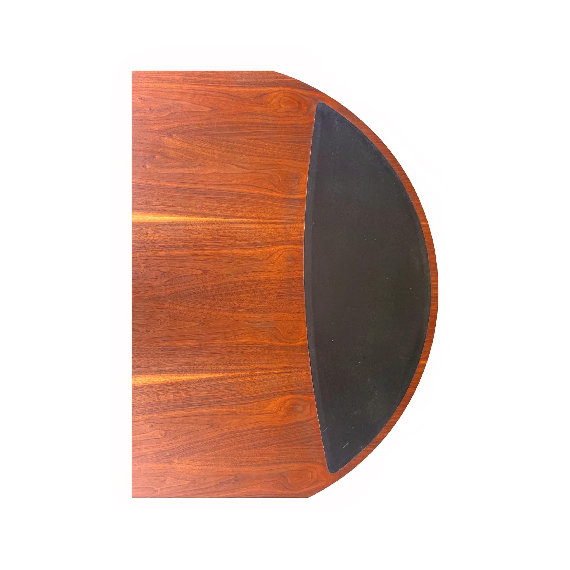 Mid-20th Century Midcentury Coffee Table in Walnut and Leather by Barney Flagg, Drexel Parallel For Sale