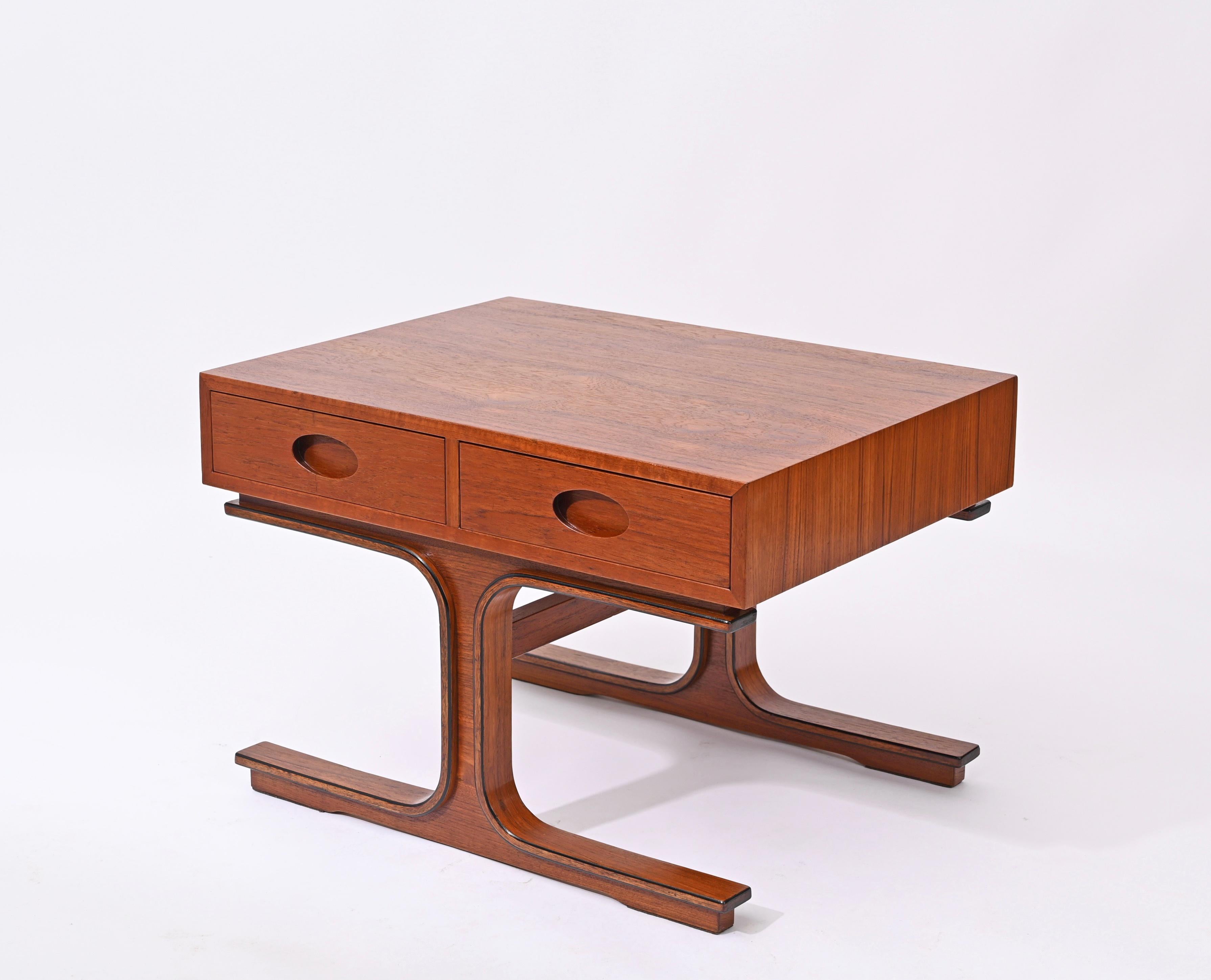 Table basse du milieu du siècle Mod. 554 de Gianfranco Frattini pour Bernini, Italie, années 1960 en vente 6