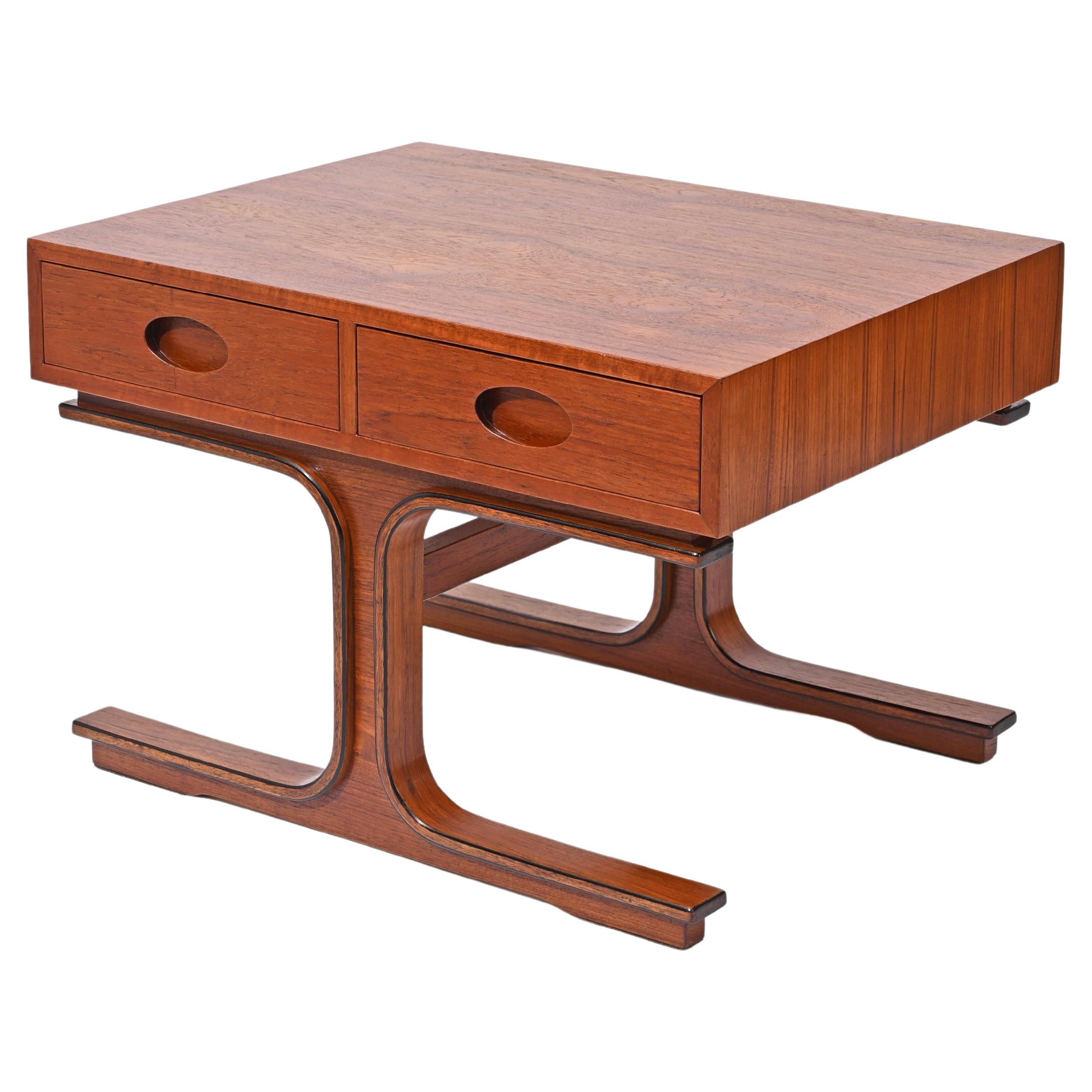 Mid-Century Coffee Table Mod. 554 by Gianfranco Frattini for Bernini Italy 1960s