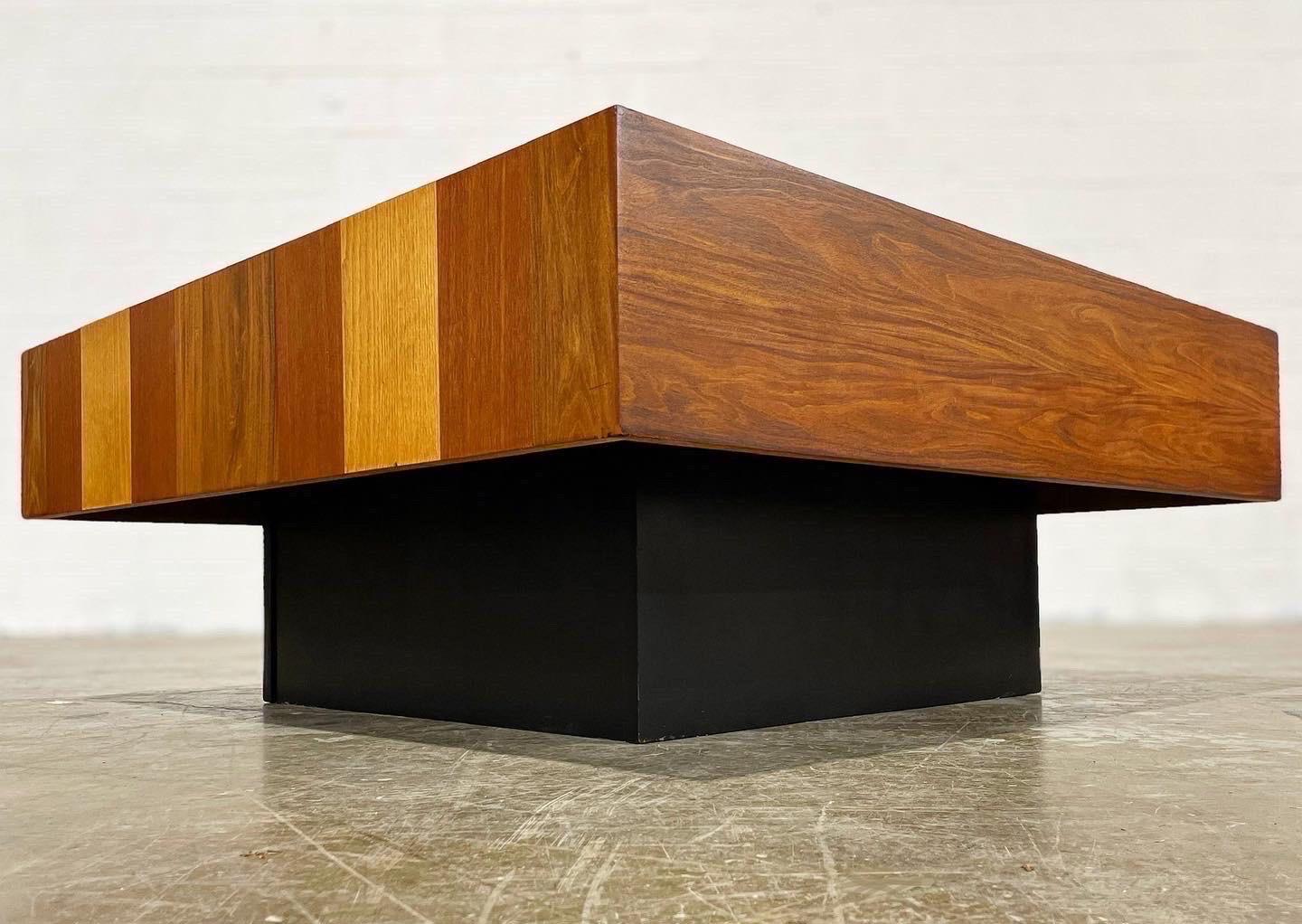 Midcentury Coffee Table Rosewood + Walnut + Oak by Dyrlund, After Milo Baughman In Good Condition In Decatur, GA